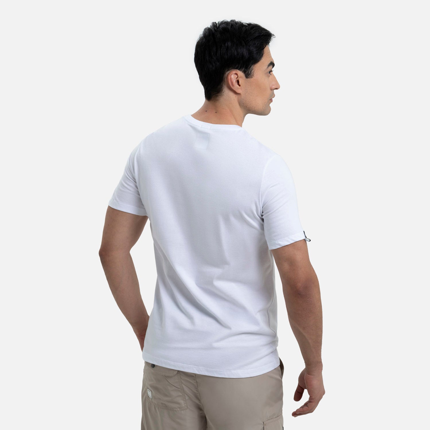 CAMISETA ESPECIAL ESTAMPADO LOCALIZADO COLOR BLANCO OPTICO