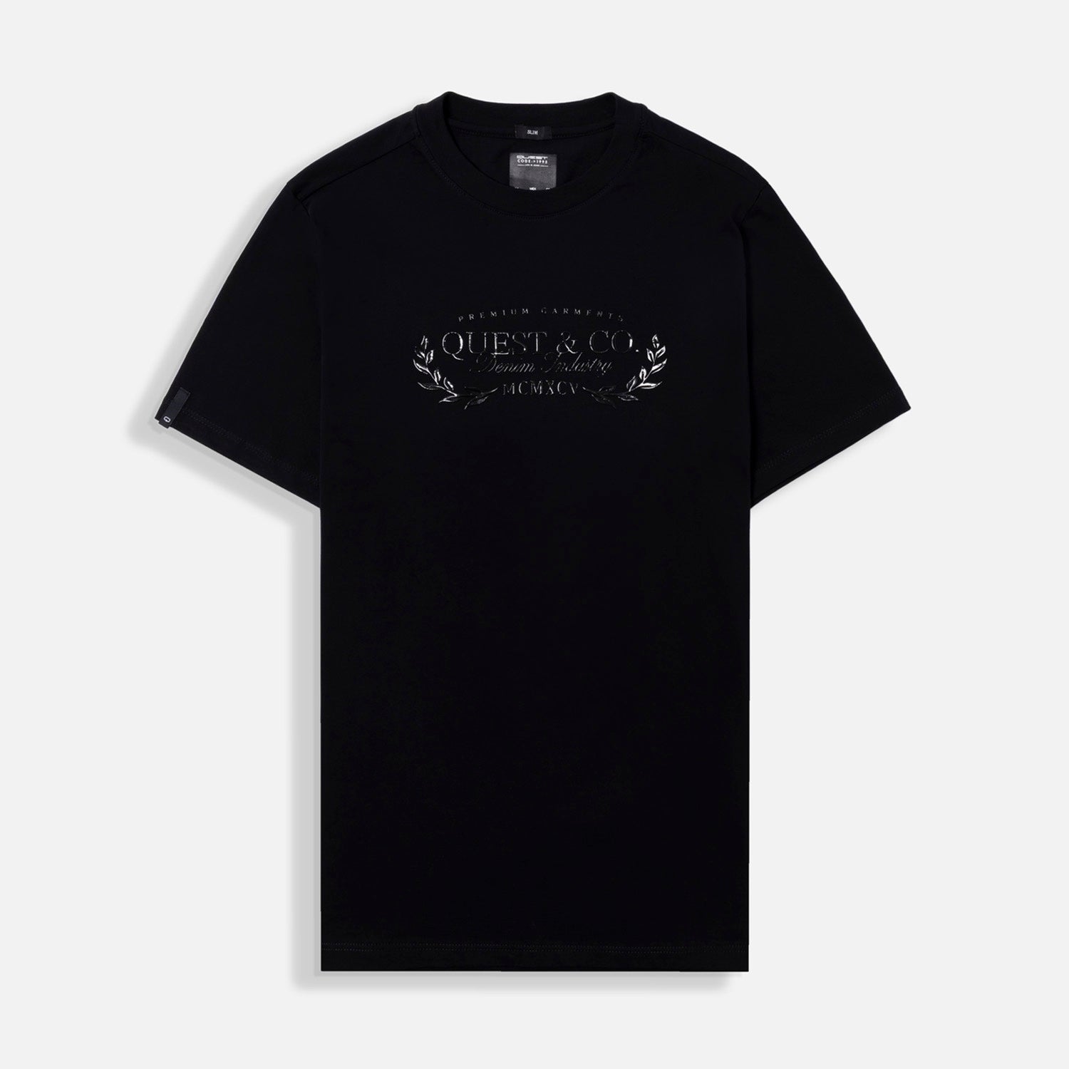 CAMISETA ESPECIAL ESTAMPADO LOCALIZADO COLOR NEGRO