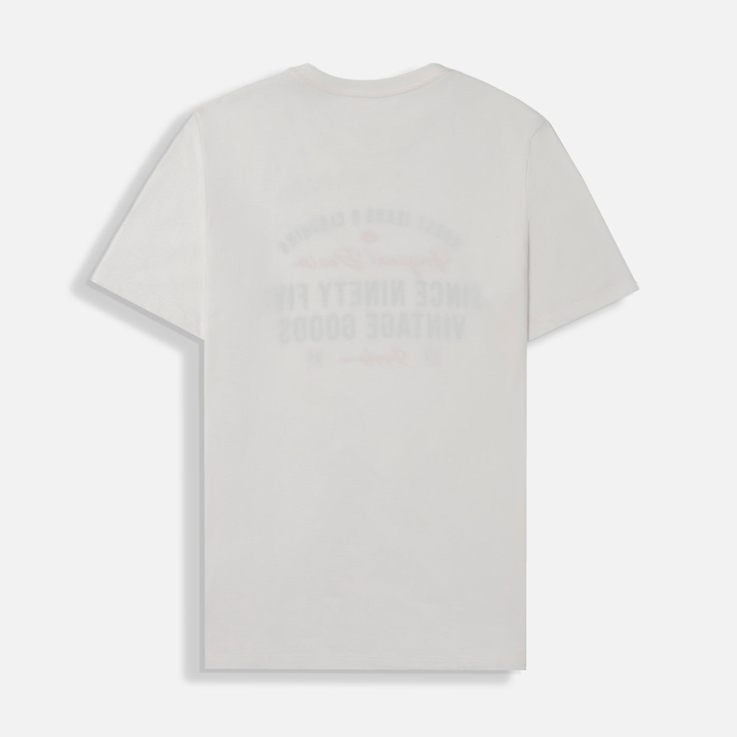 CAMISETA ESPECIAL ESTAMPADO LOCALIZADO COLOR IVORY