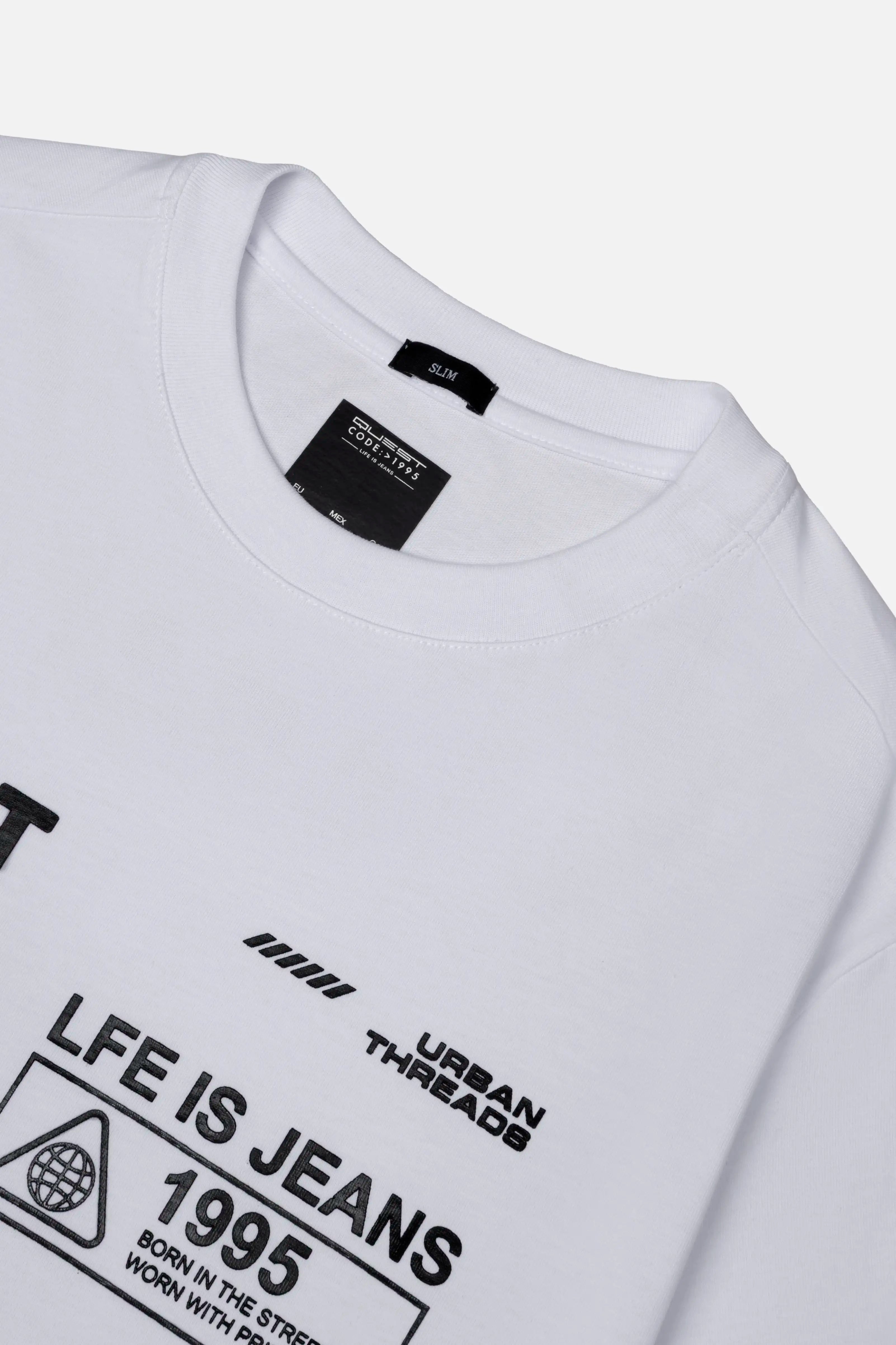 CAMISETA ESPECIAL ESTAMPADO LOCALIZADO COLOR BLANCO OPTICO