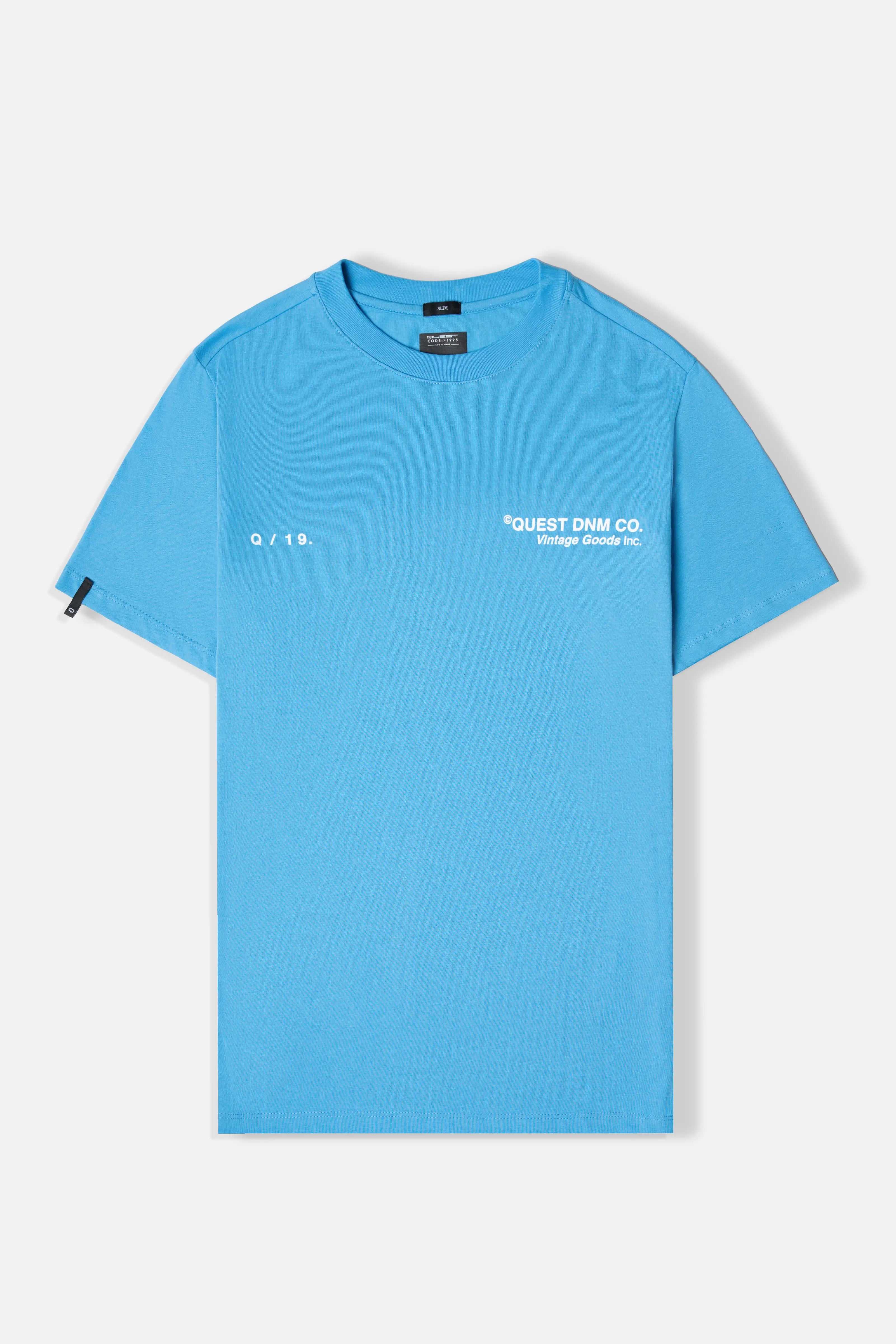 CAMISETA ESPECIAL ESTAMPADO LOCALIZADO COLOR AZUL REY