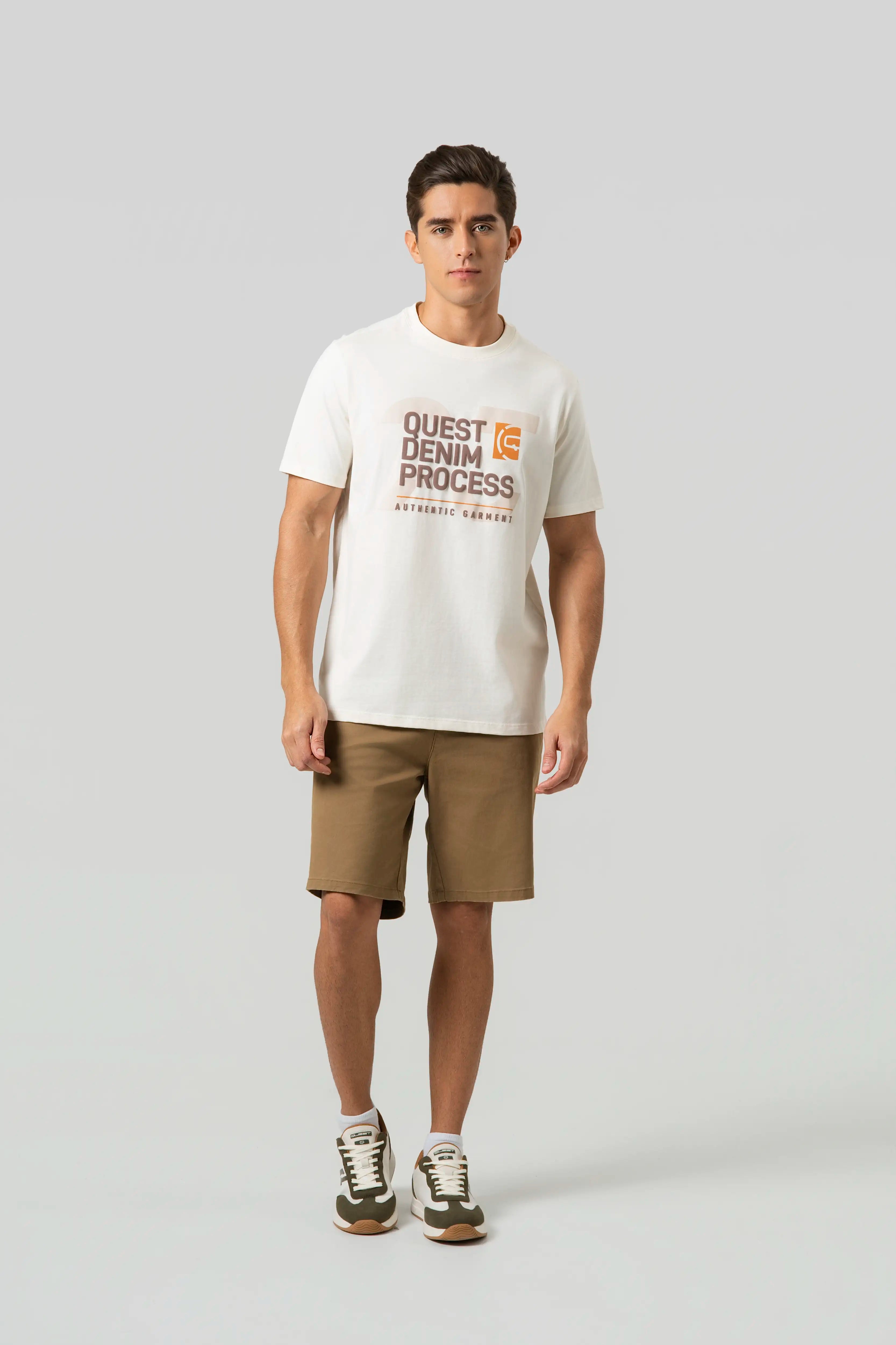 CAMISETA ESPECIAL ESTAMPADO LOCALIZADO COLOR IVORY