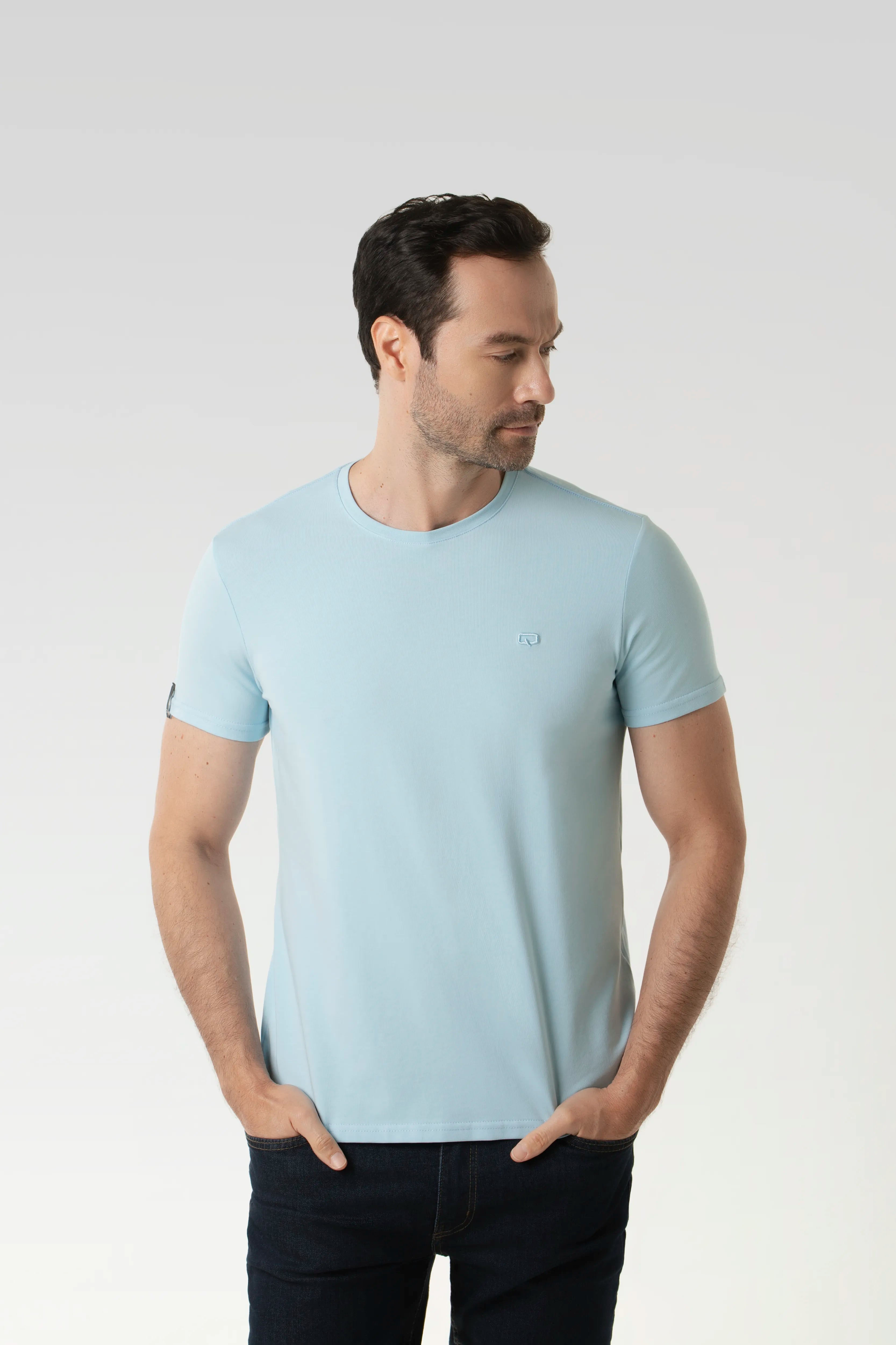 CAMISETA ESPECIAL UNICOLOR COLOR CLEAR SKY