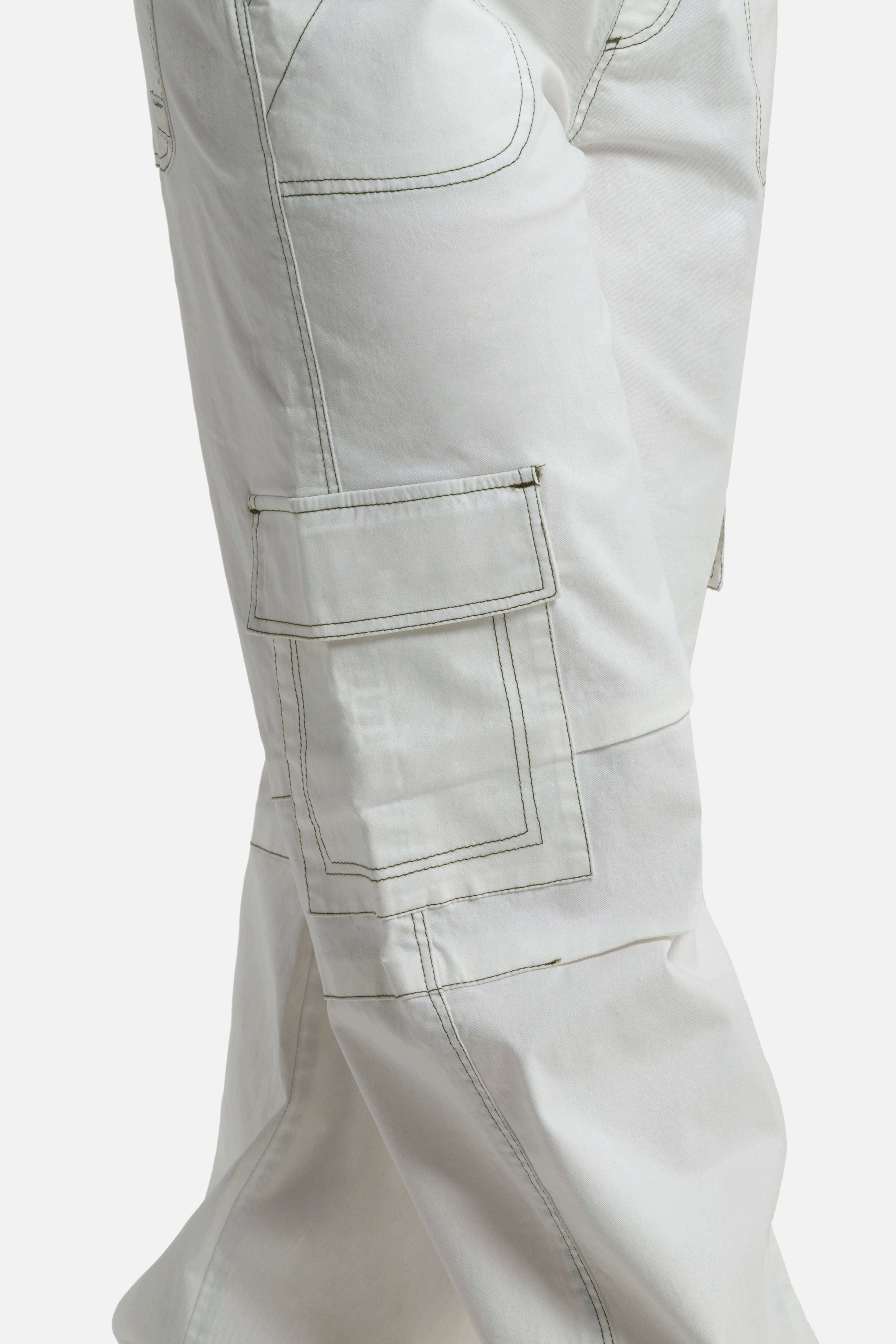 PANTALON CARGO COLOR IVORY