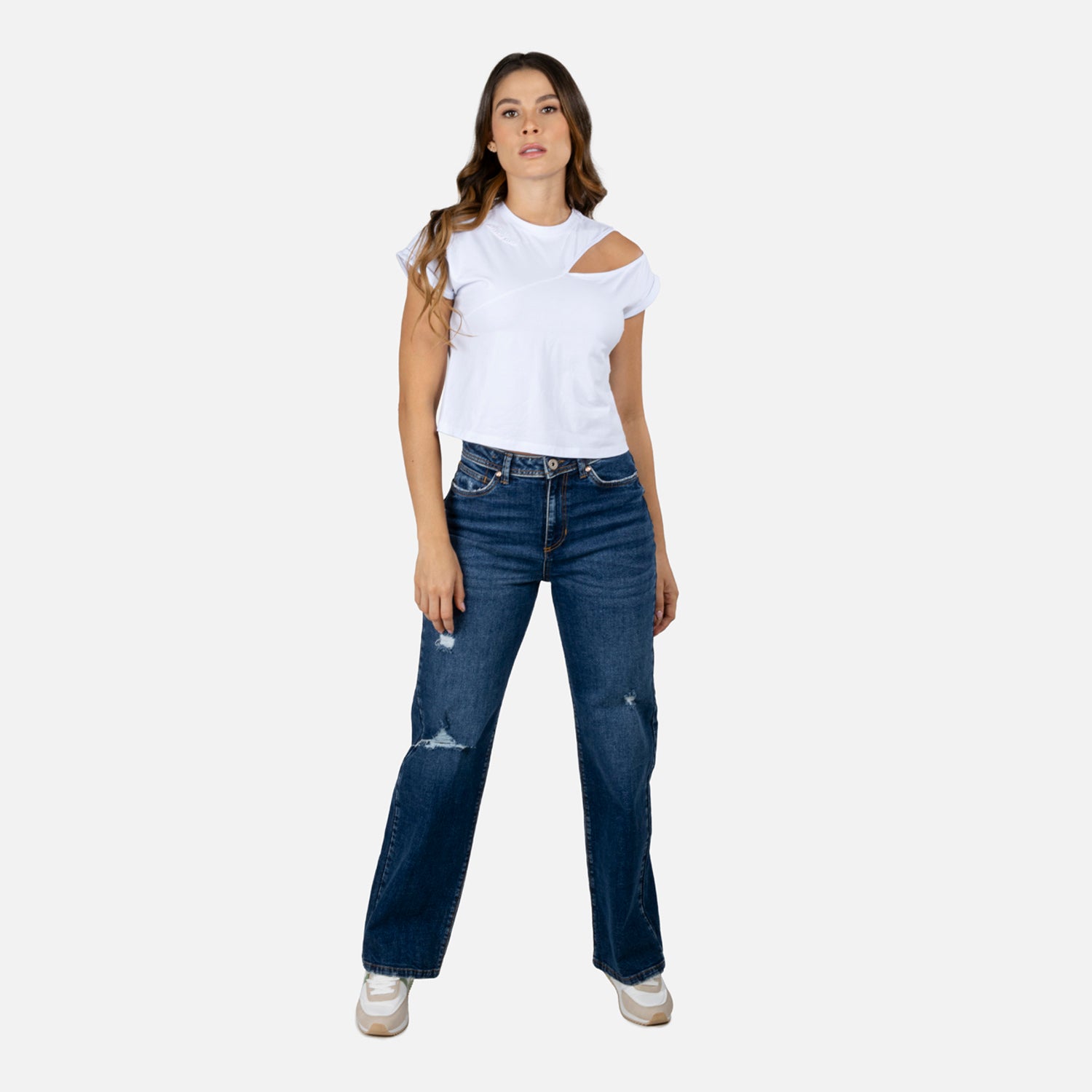 CAMISETA MANGA RODADA COLOR BLANCO OPTICO