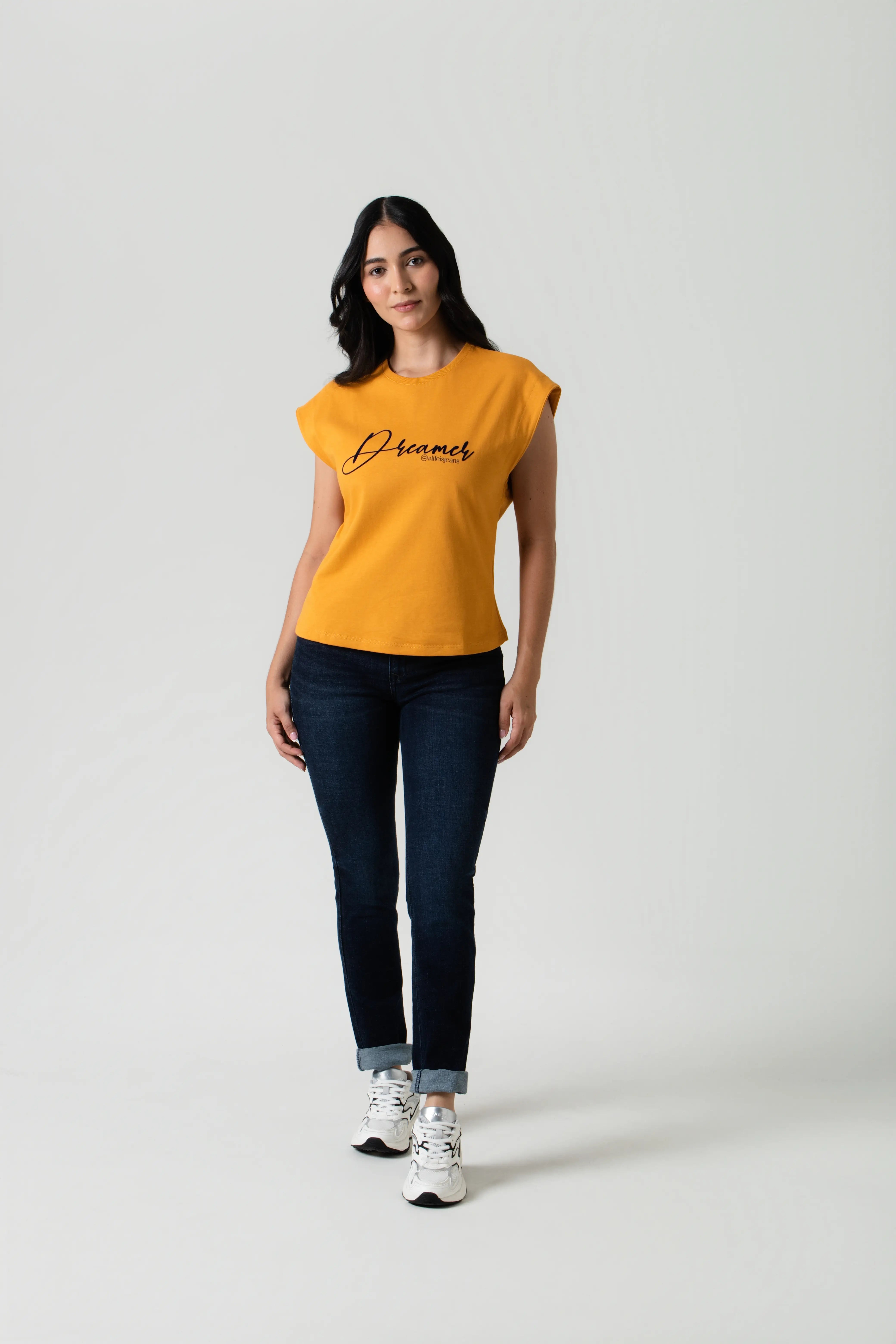 CAMISETA MANGA CORTA COLOR MOSTAZA