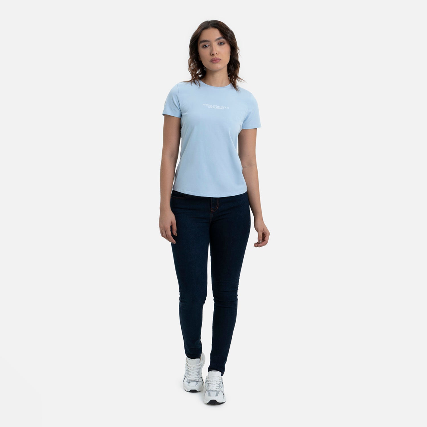 CAMISETA PREMIUM MANGA CORTA COLOR AZUL CHAMBRAY