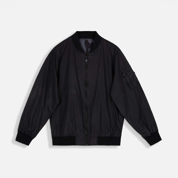 CHAQUETA BOMBER COLOR NEGRO