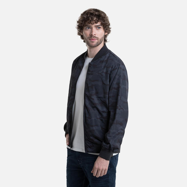 CHAQUETA BOMBER COLOR NEGRO