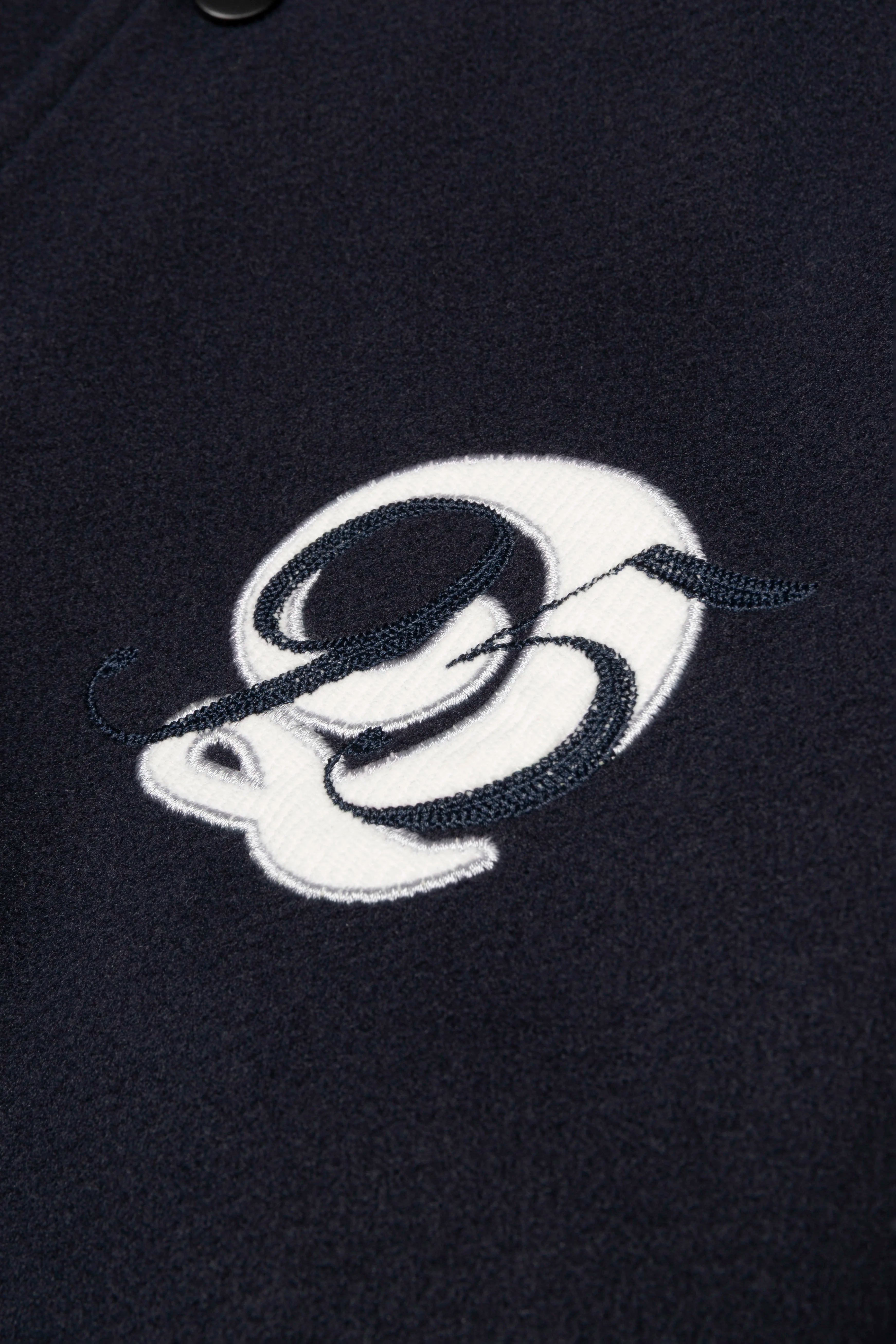 CHAQUETA BOMBER COLOR AZUL OSCURO