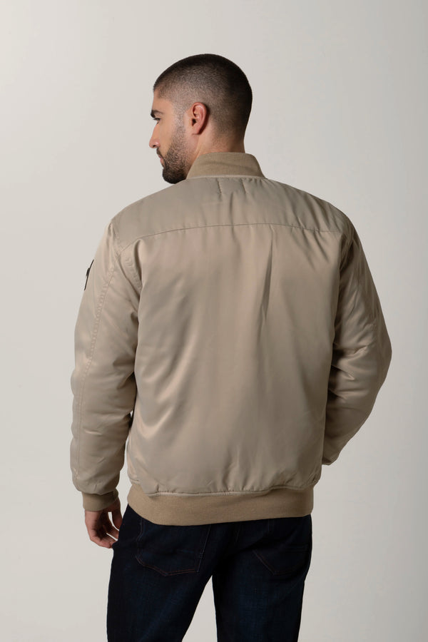 CHAQUETA BOMBER COLOR AVENA