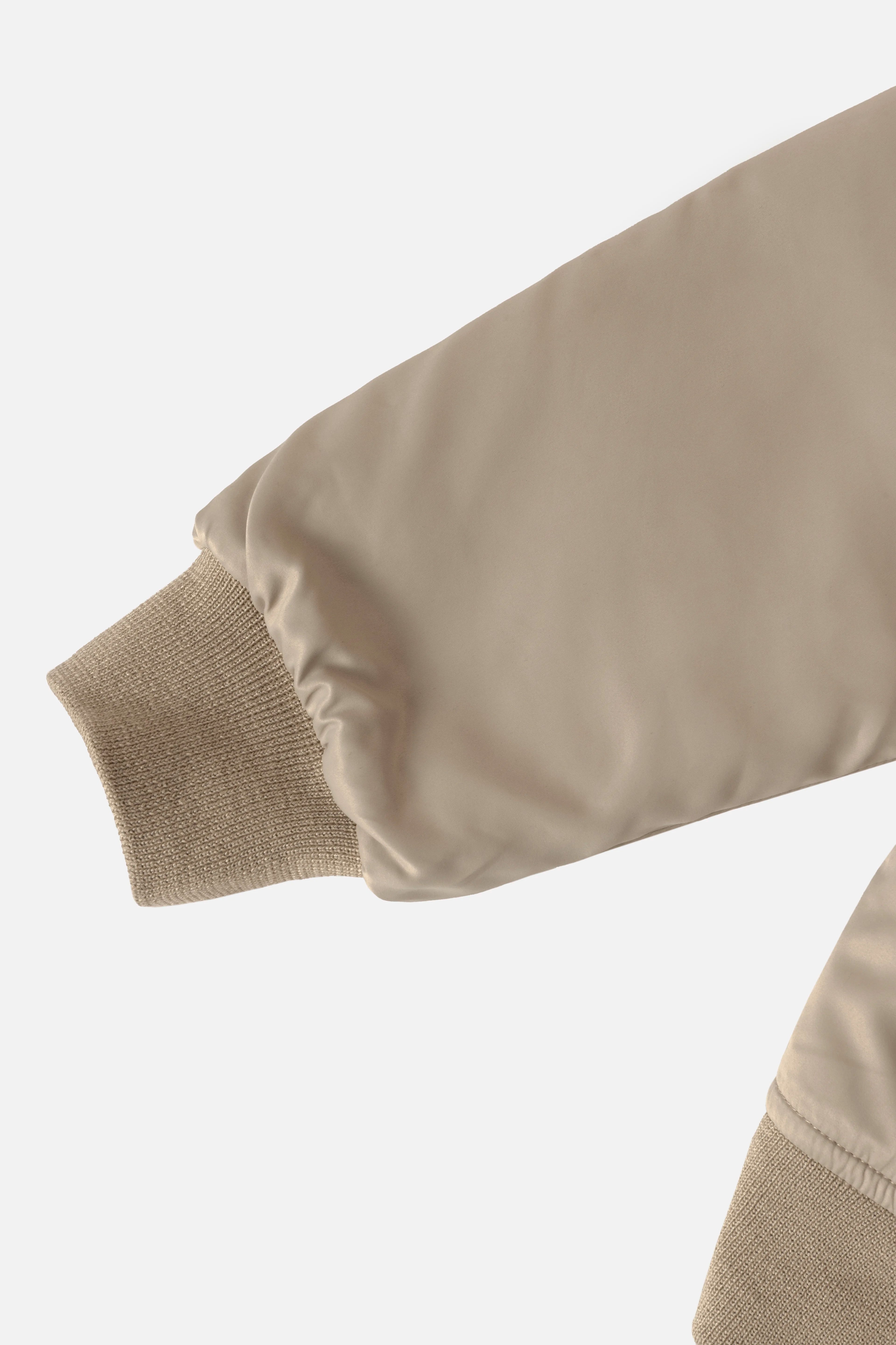 CHAQUETA BOMBER COLOR AVENA