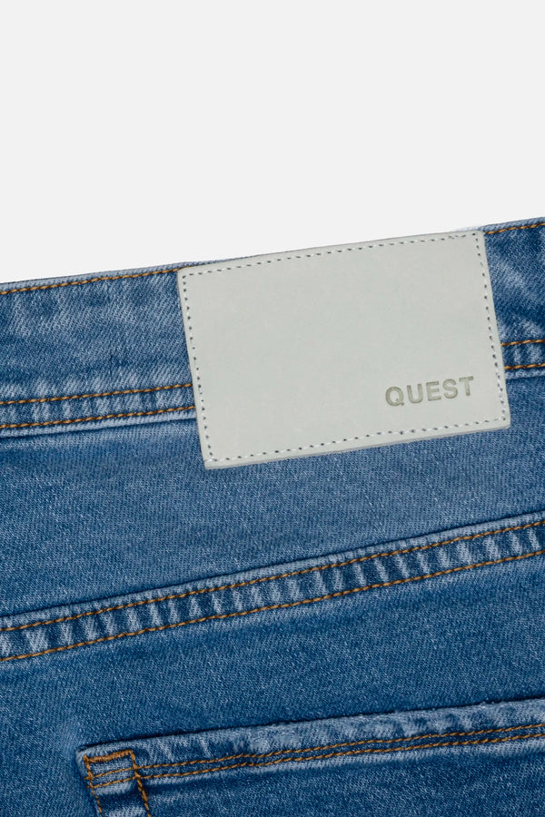 BERMUDA 5 BOLSILLOS COLOR AZUL CLARO