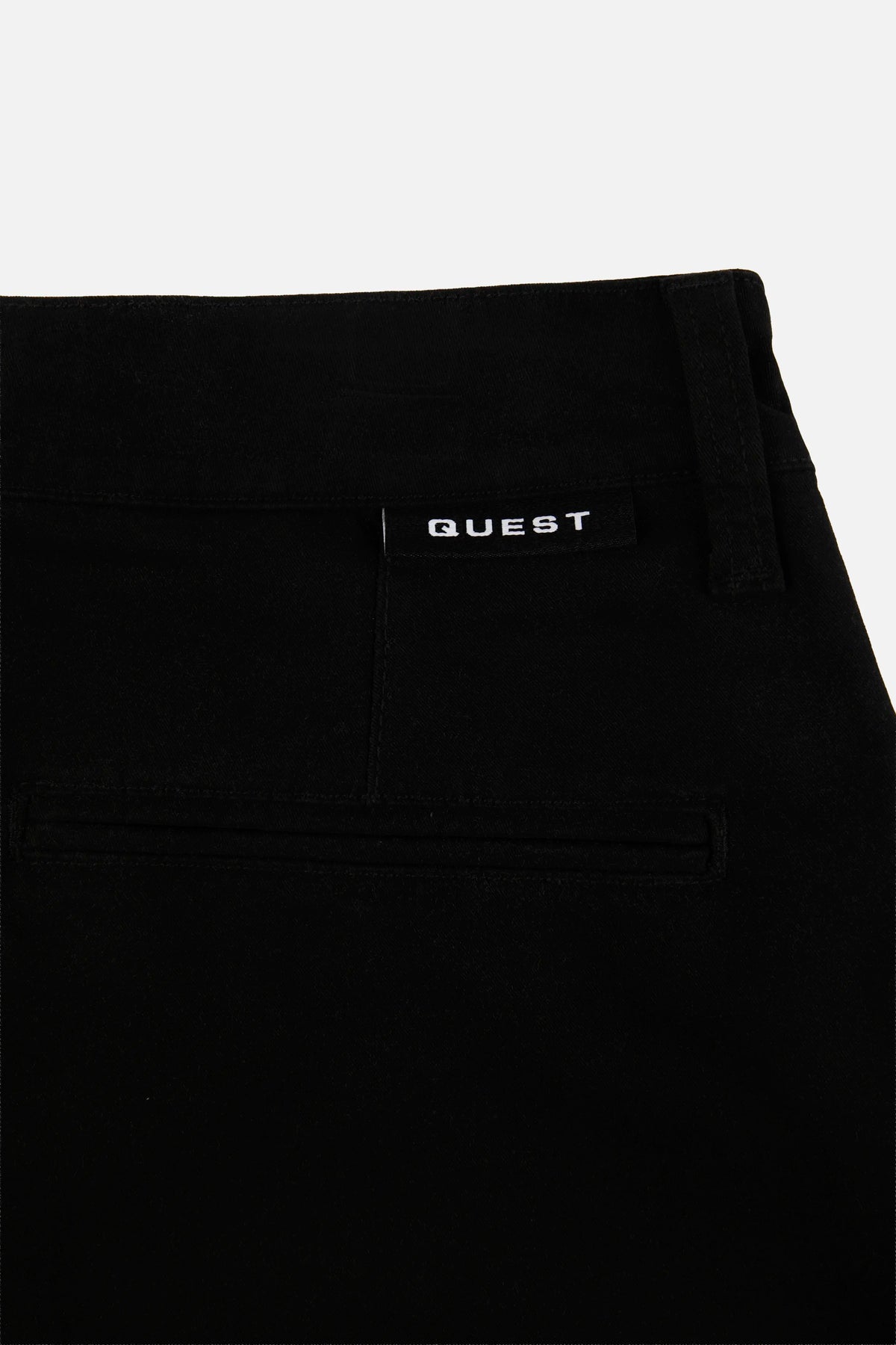 BERMUDA TIPO CHINO COLOR NEGRO