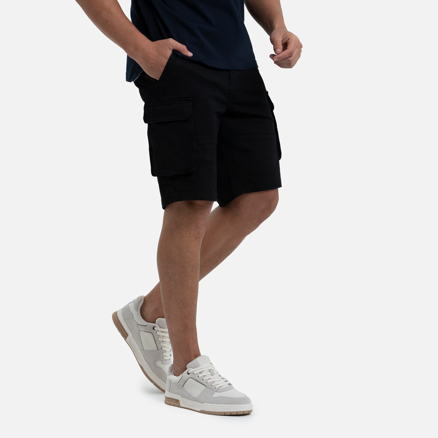 BERMUDA CARGO COLOR NEGRO