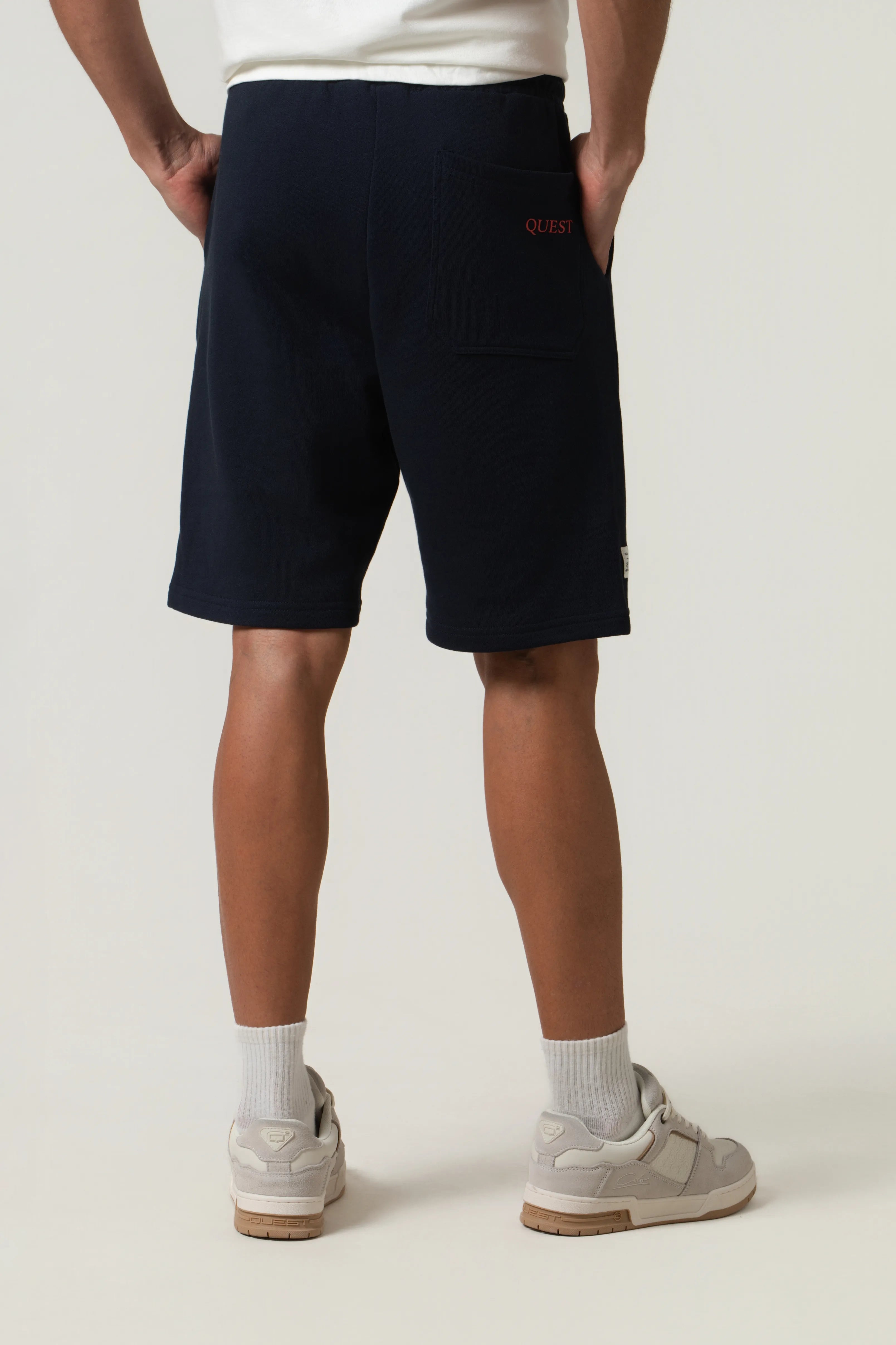 BERMUDA JOGG COLOR AZUL OSCURO