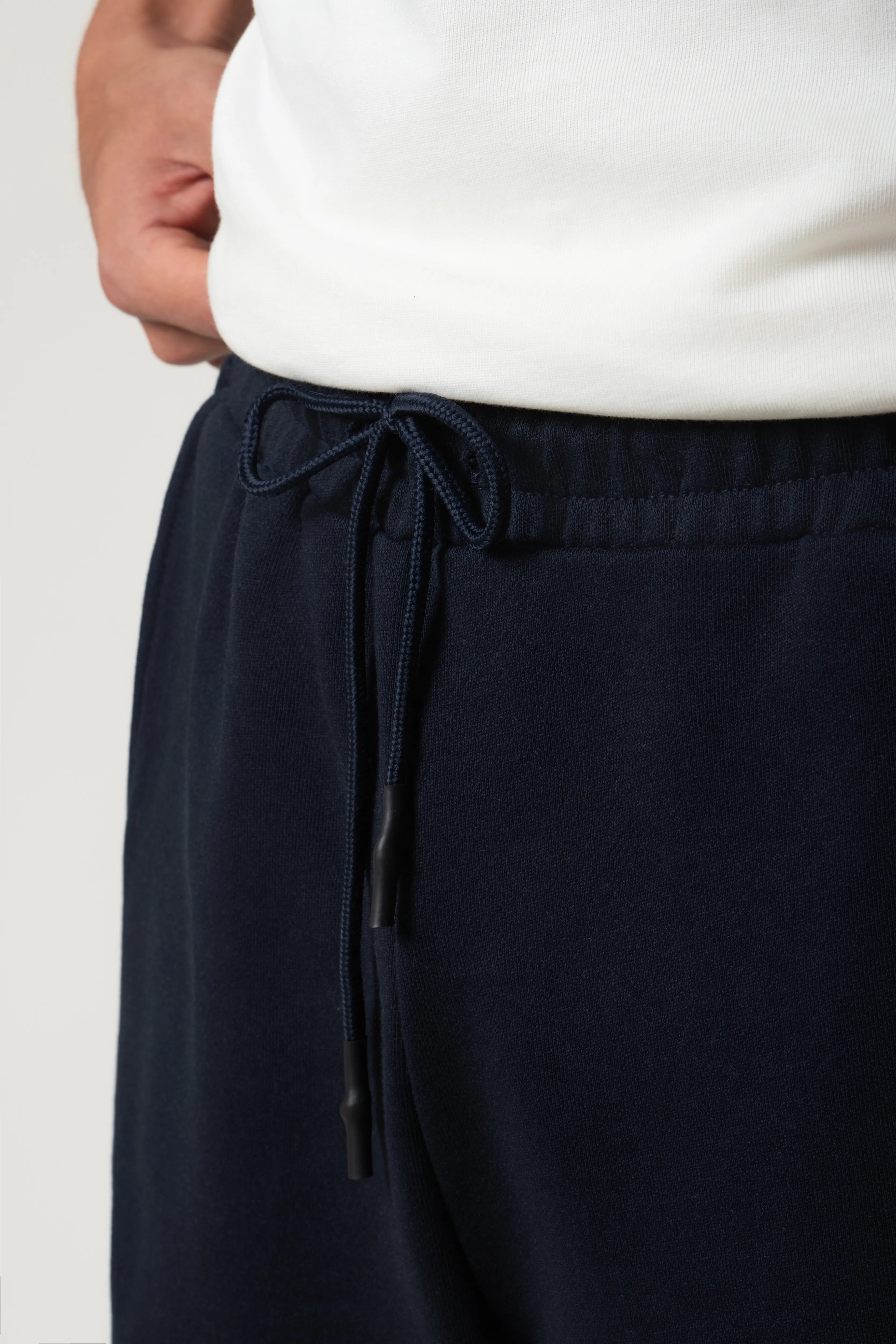 BERMUDA JOGG COLOR AZUL OSCURO