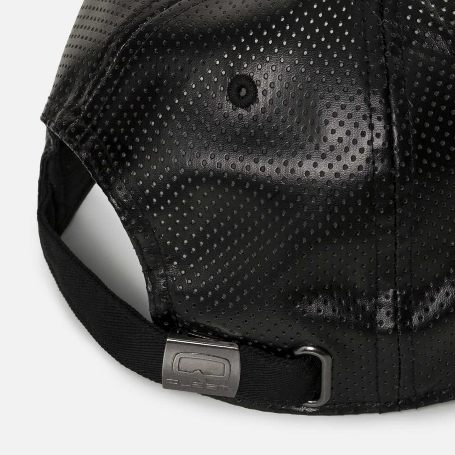 GORRA BEISBOLERA COLOR NEGRO