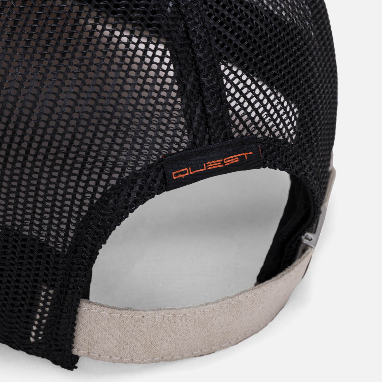 GORRA CAMIONERA COLOR WHITECAP GRAY