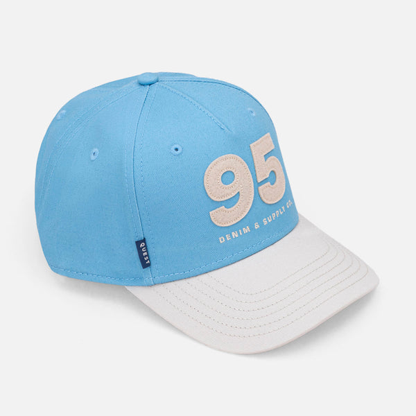 GORRA BEISBOLERA COLOR AZUL CHAMBRAY