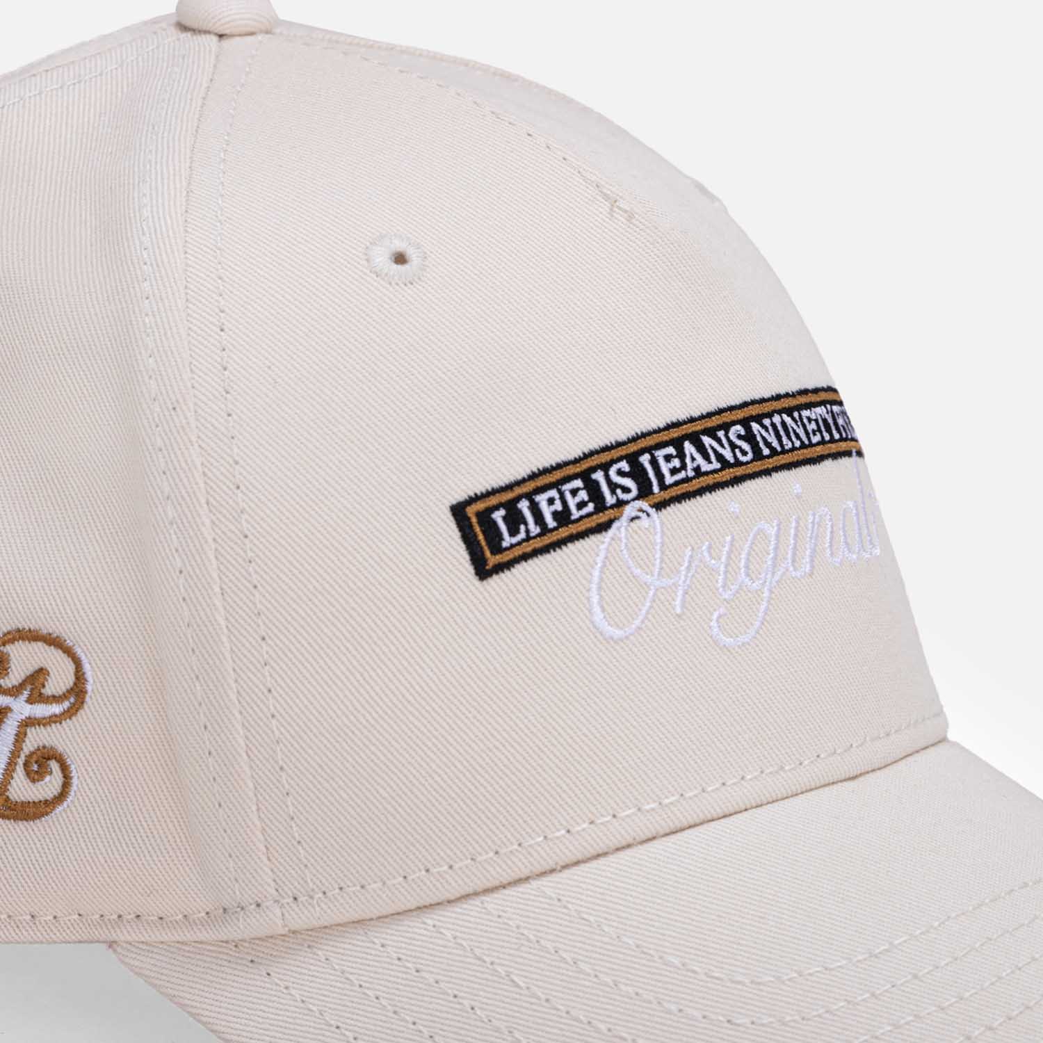 GORRA BEISBOLERA COLOR IVORY