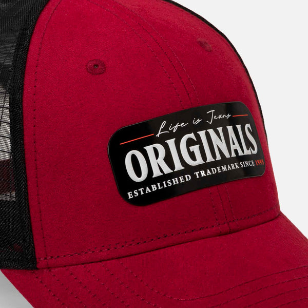 GORRA BEISBOLERA COLOR ROJO OSCURO