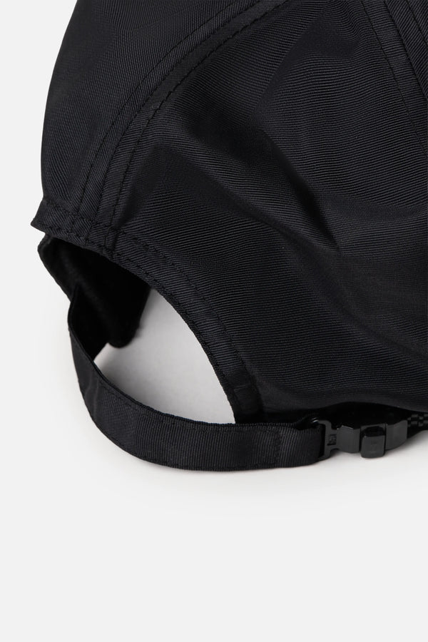 GORRA CAMIONERA COLOR NEGRO