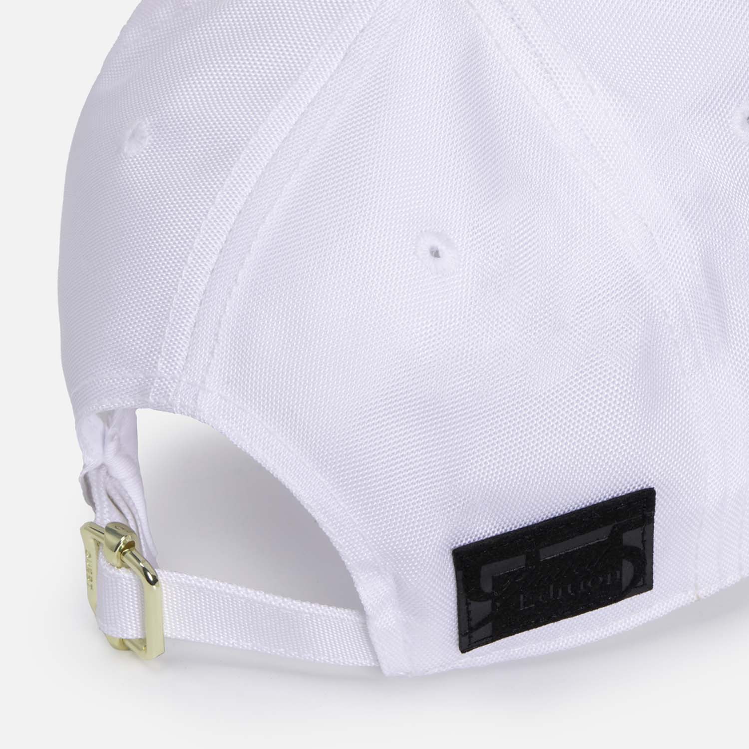 GORRA BEISBOLERA COLOR BLANCO OPTICO