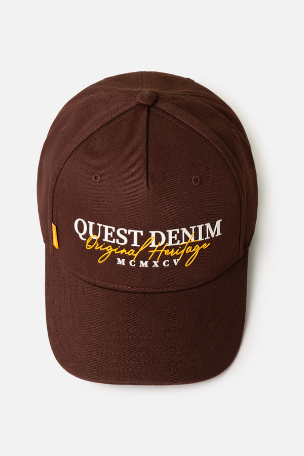 GORRA BEISBOLERA COLOR BRUNETTE