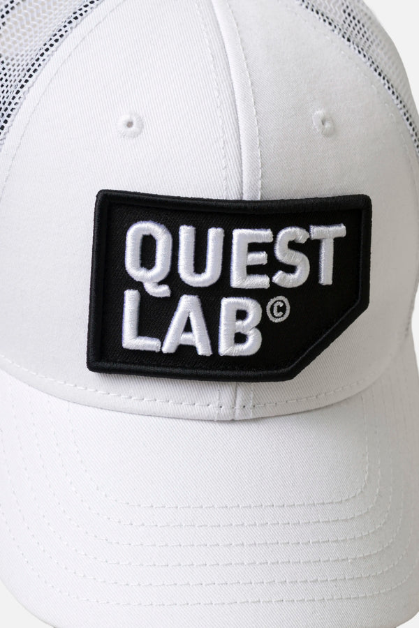 GORRA CAMIONERA COLOR BLANCO BLANCO