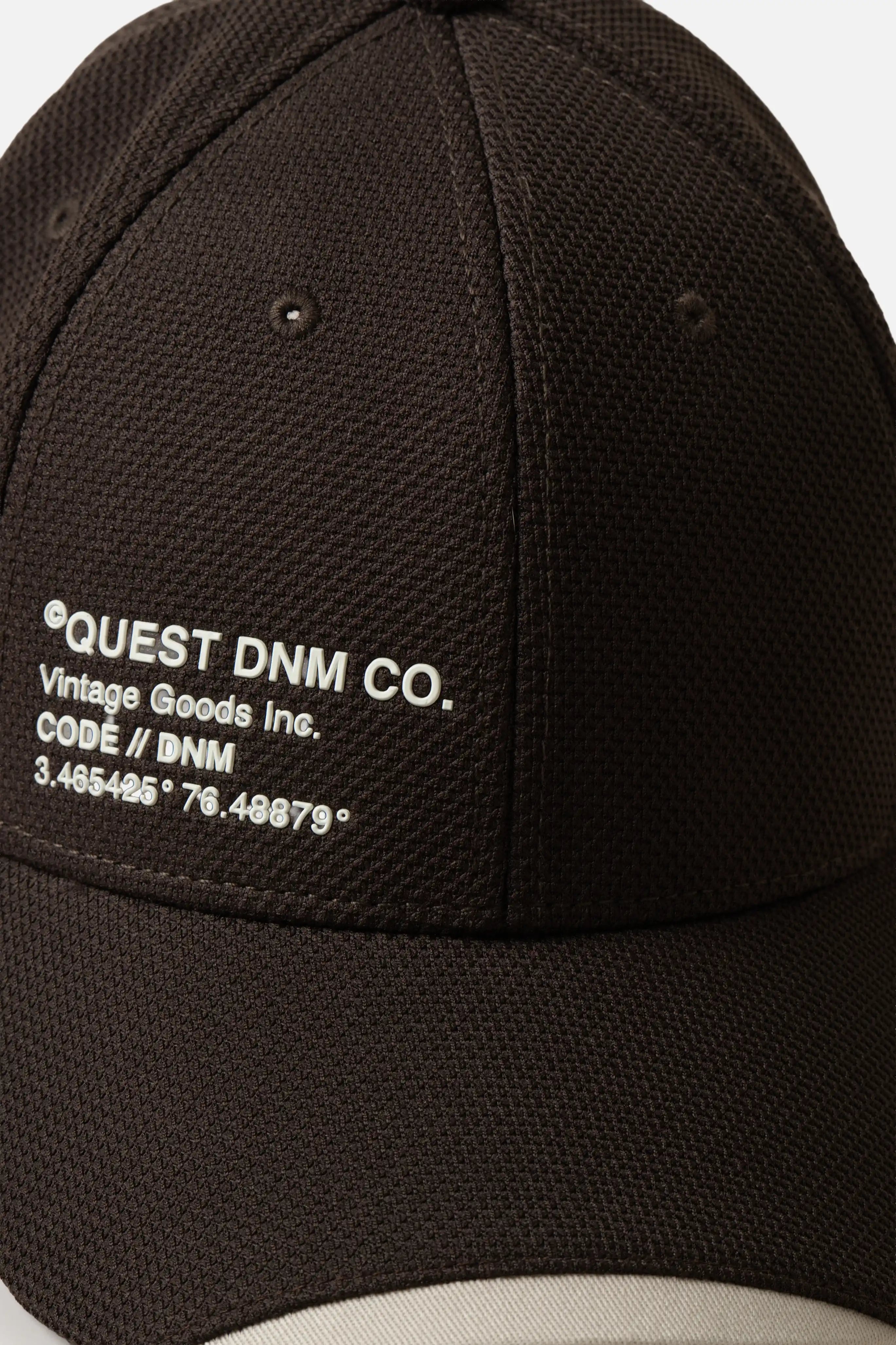 GORRA BEISBOLERA COLOR BRUNETTE