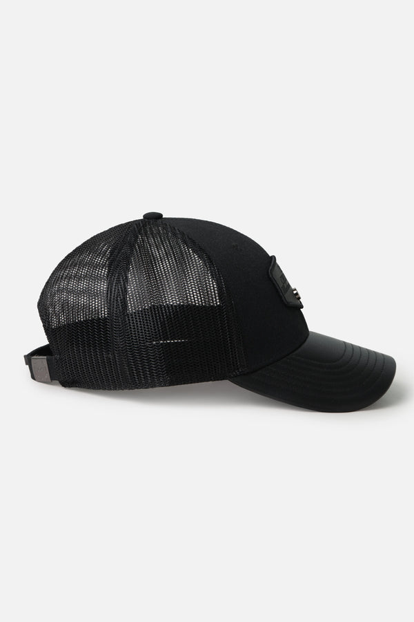 GORRA CAMIONERA COLOR NEGRO