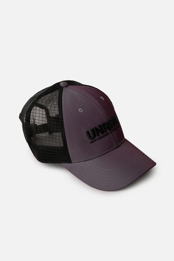 GORRA CAMIONERA COLOR GRIS PURPURA