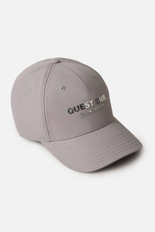 GORRA BEISBOLERA COLOR PLATEADO