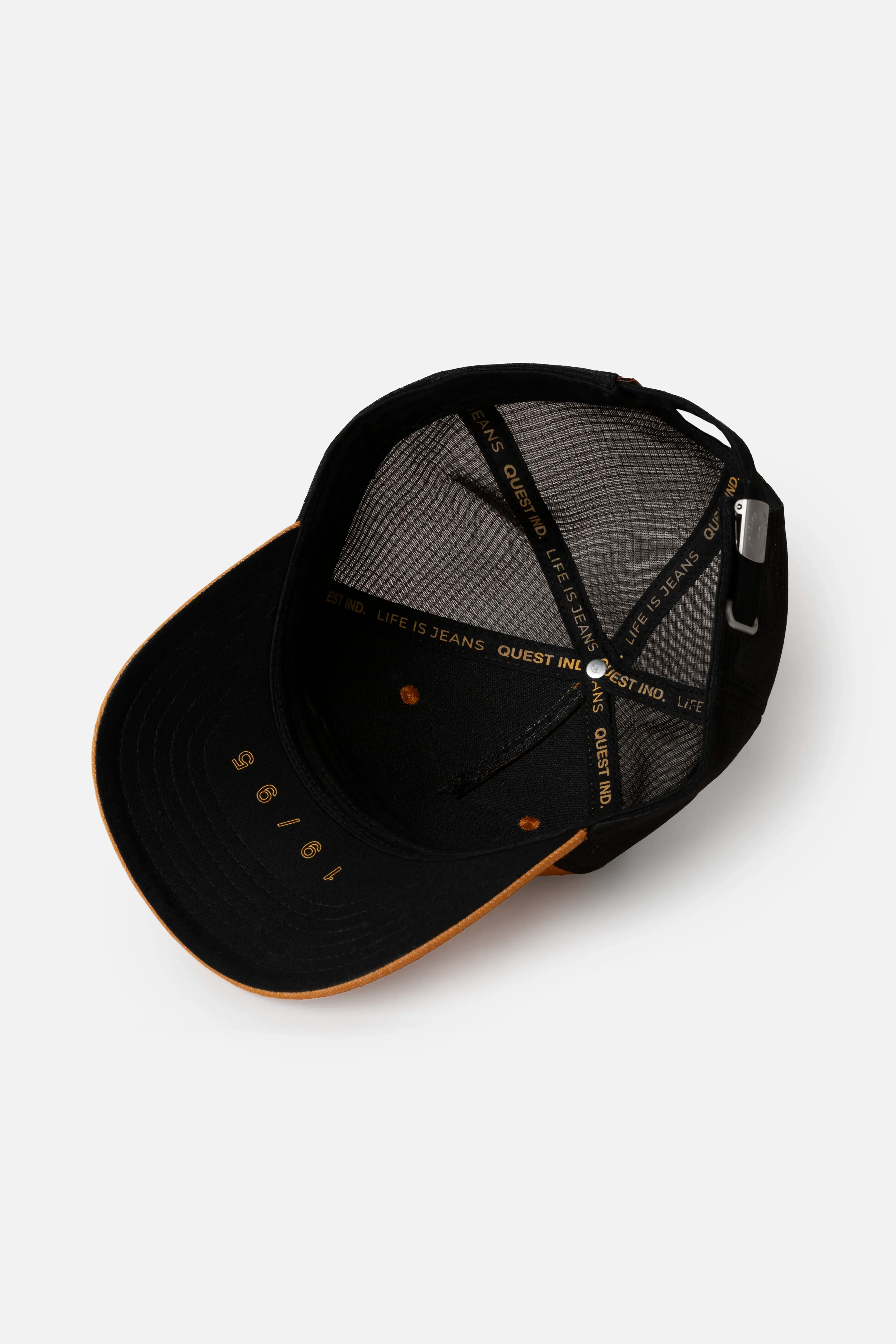 GORRA CAMIONERA COLOR GOLDEN YELLOW