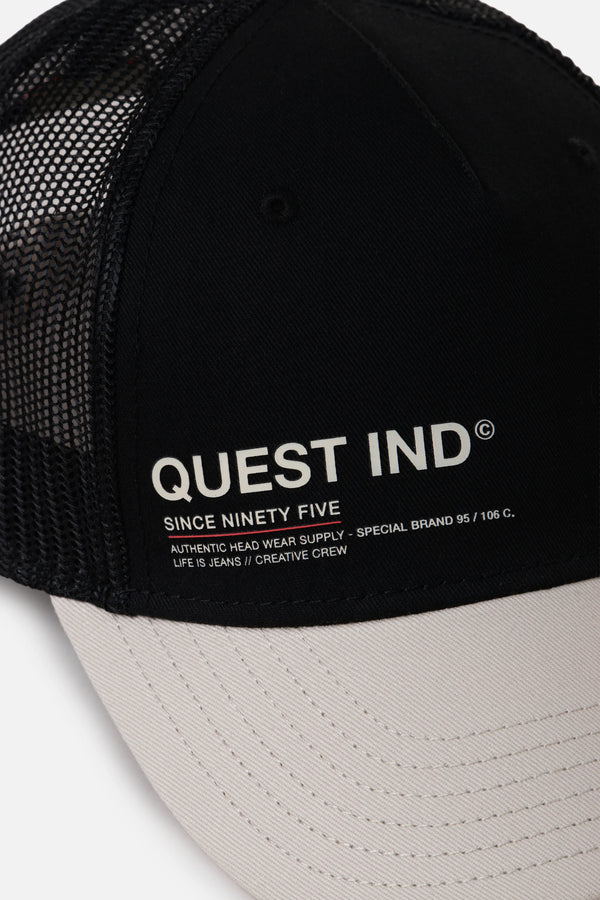 GORRA CAMIONERA COLOR NEGRO