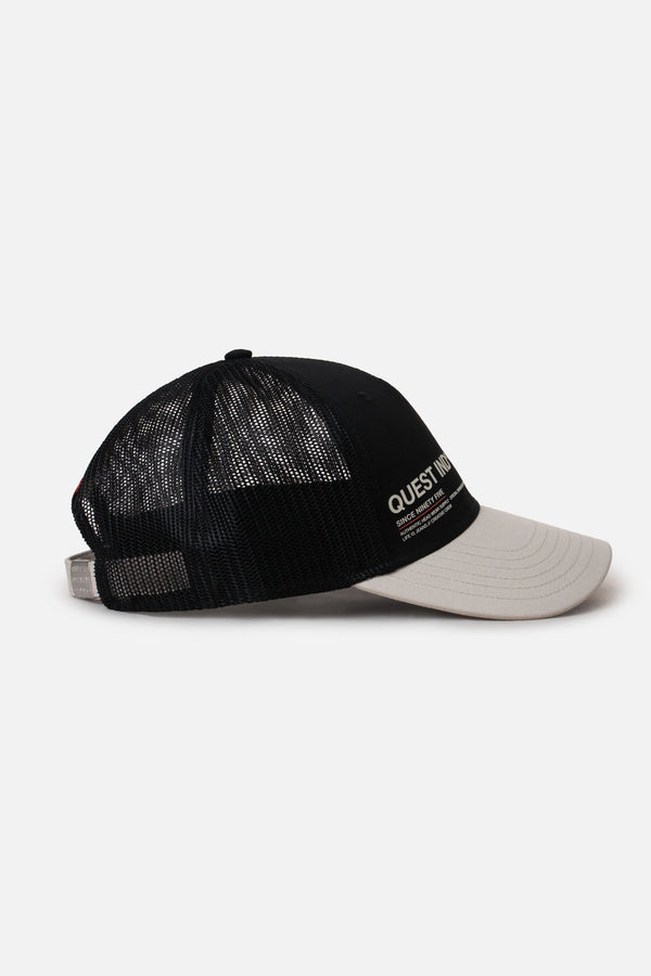 GORRA CAMIONERA COLOR NEGRO