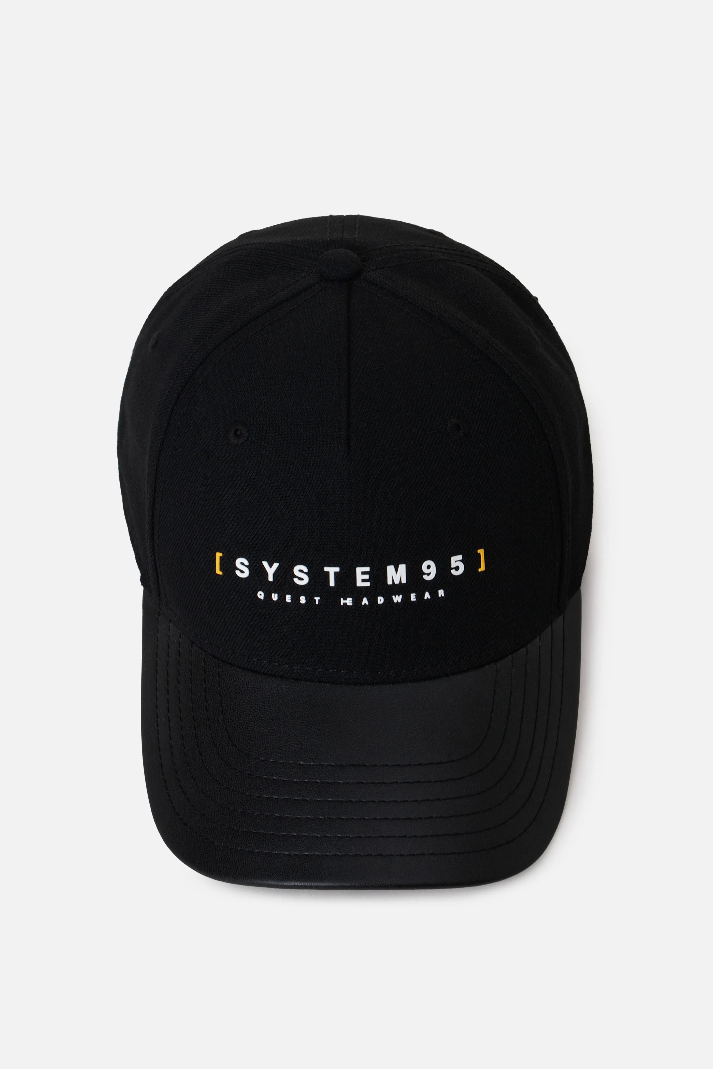 GORRA BEISBOLERA COLOR NEGRO