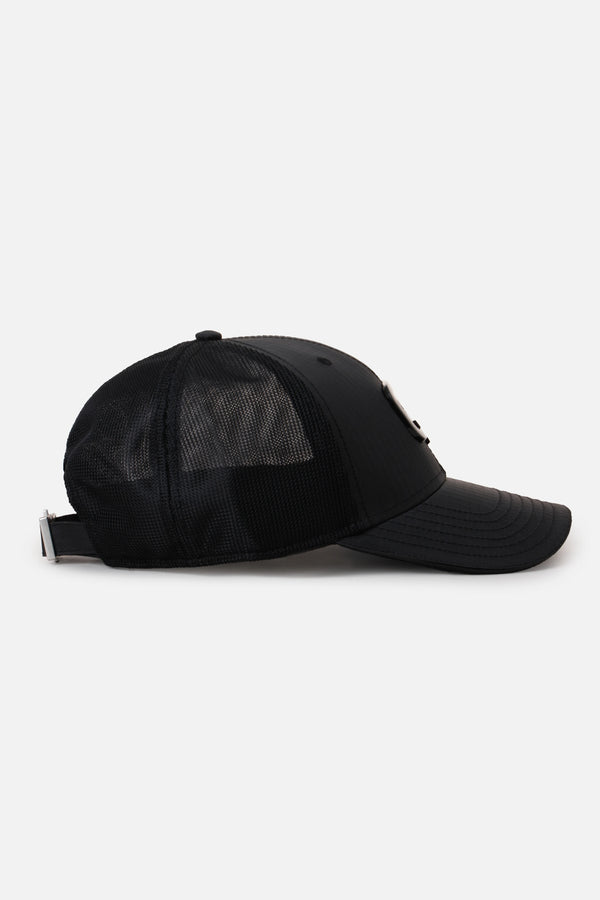 GORRA CAMIONERA COLOR NEGRO