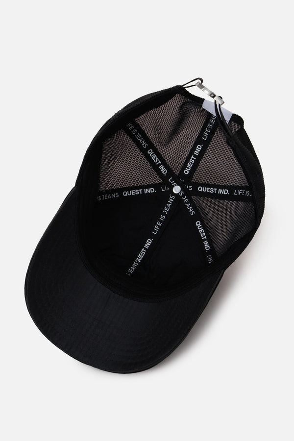 GORRA CAMIONERA COLOR NEGRO