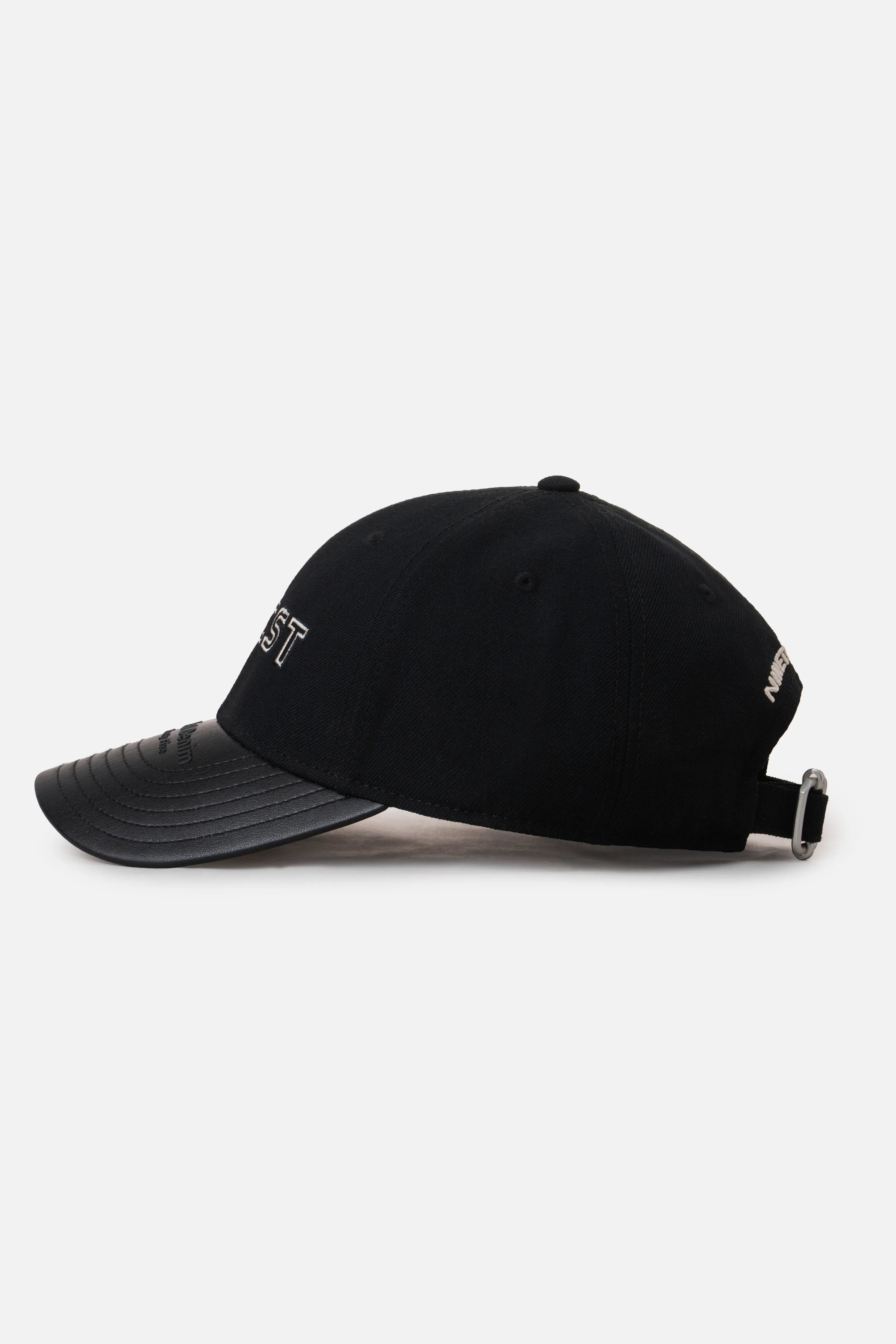 GORRA BEISBOLERA COLOR NEGRO