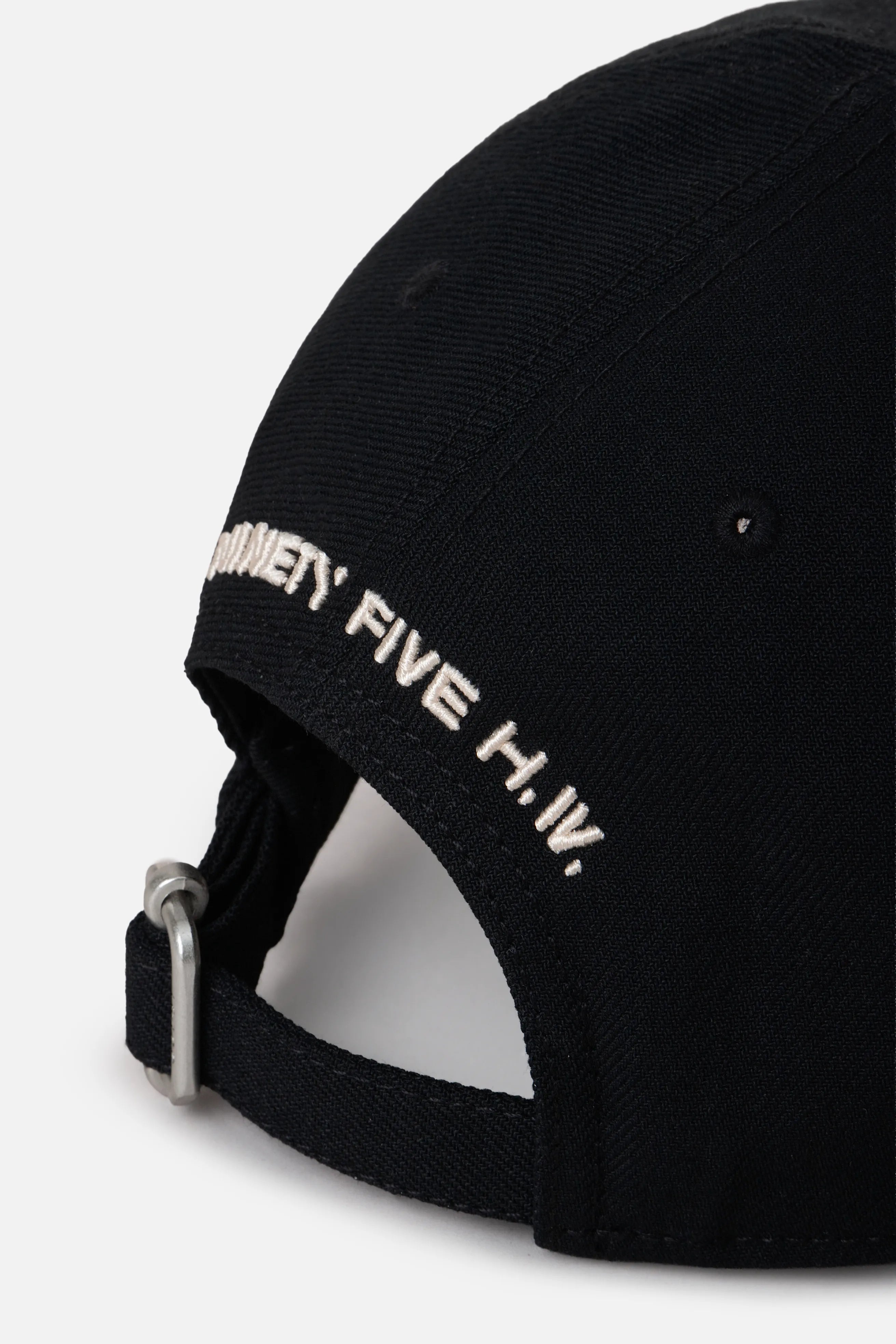 GORRA BEISBOLERA COLOR NEGRO