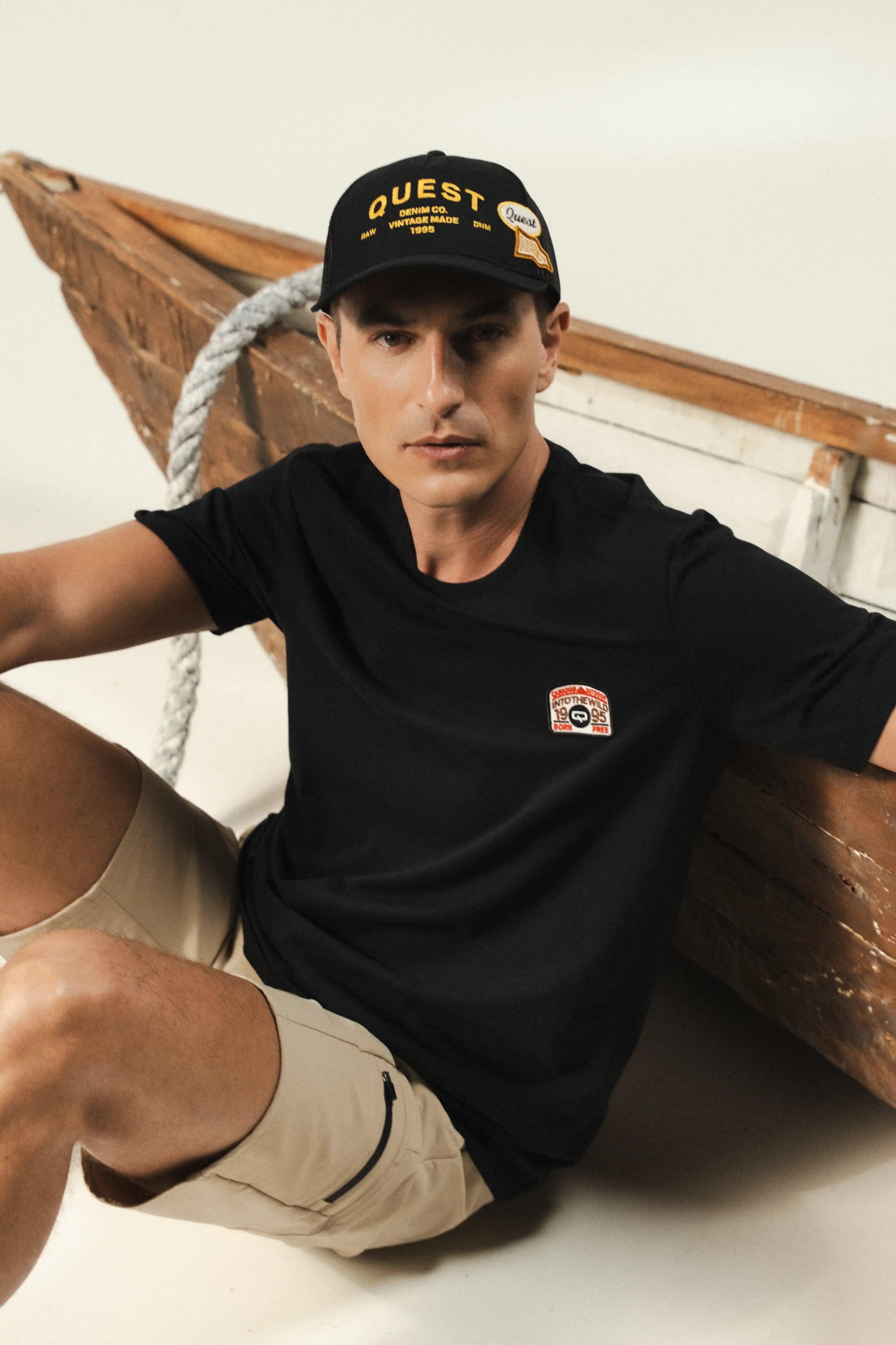 GORRA CAMIONERA COLOR NEGRO