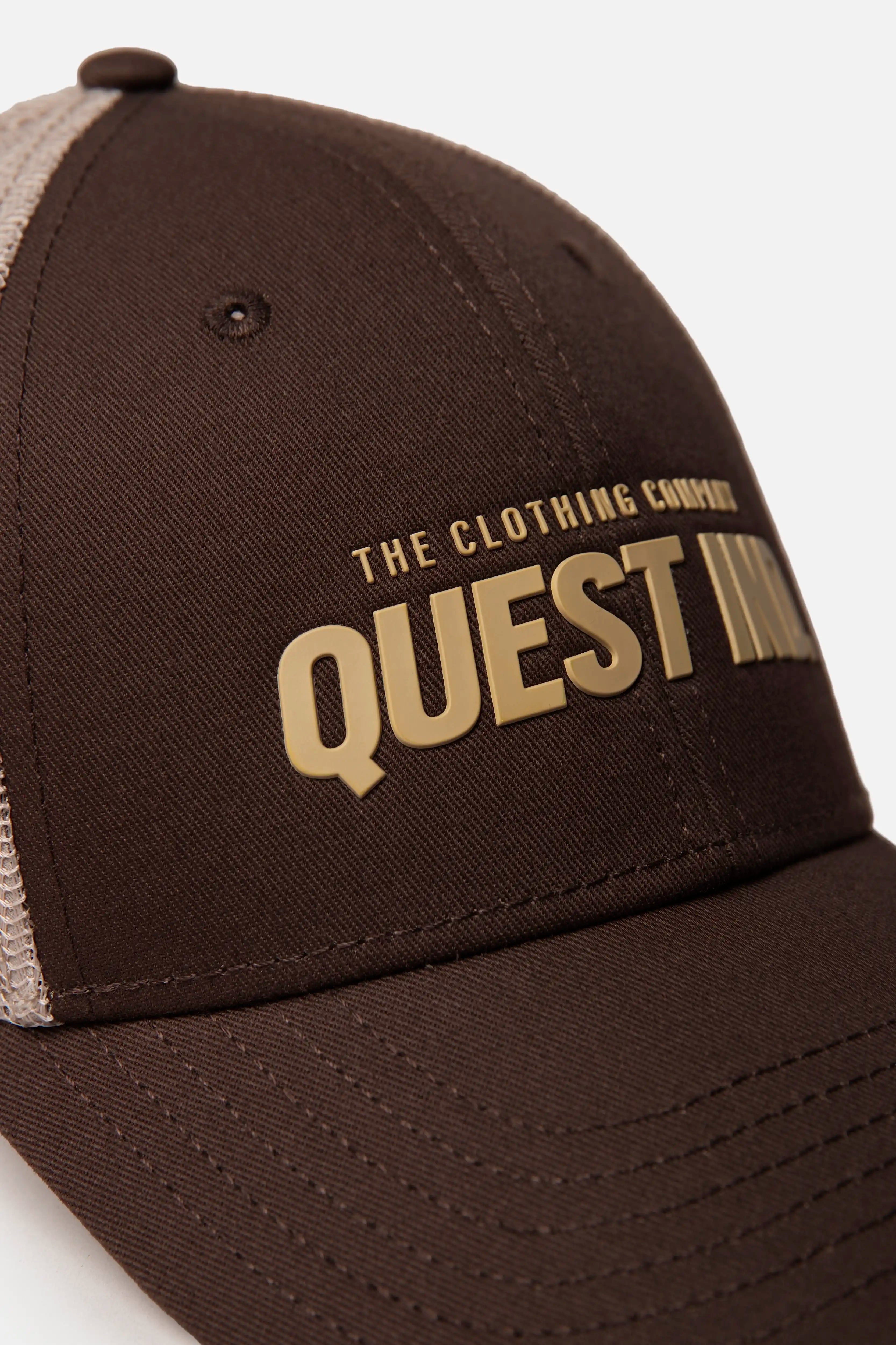 GORRA CAMIONERA COLOR BRUNETTE