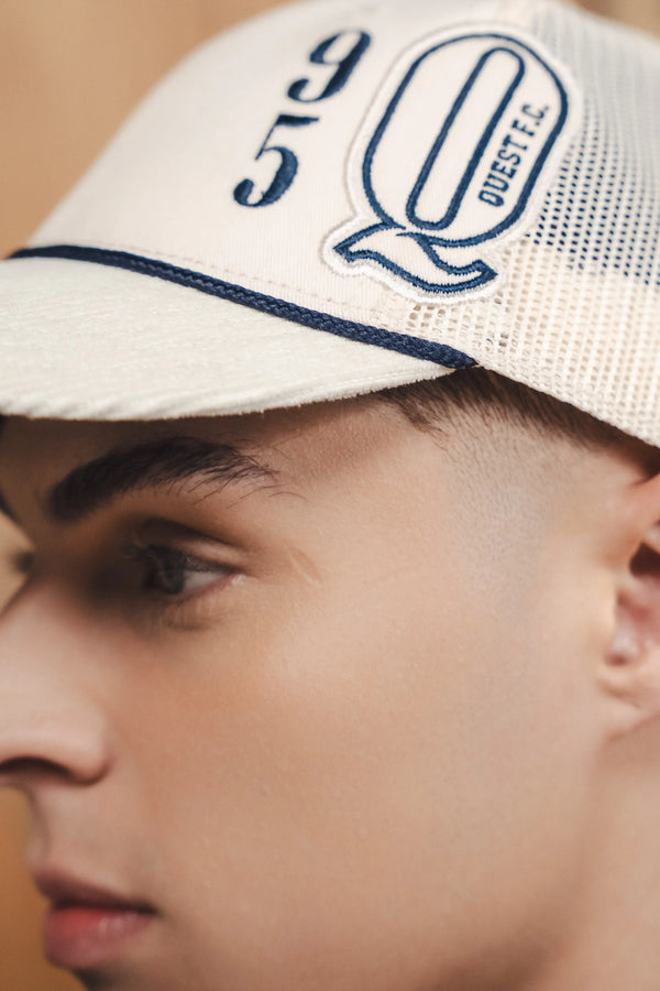 GORRA CAMIONERA COLOR IVORY