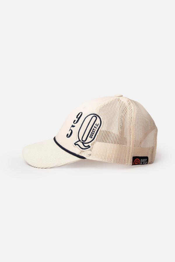 GORRA CAMIONERA COLOR IVORY