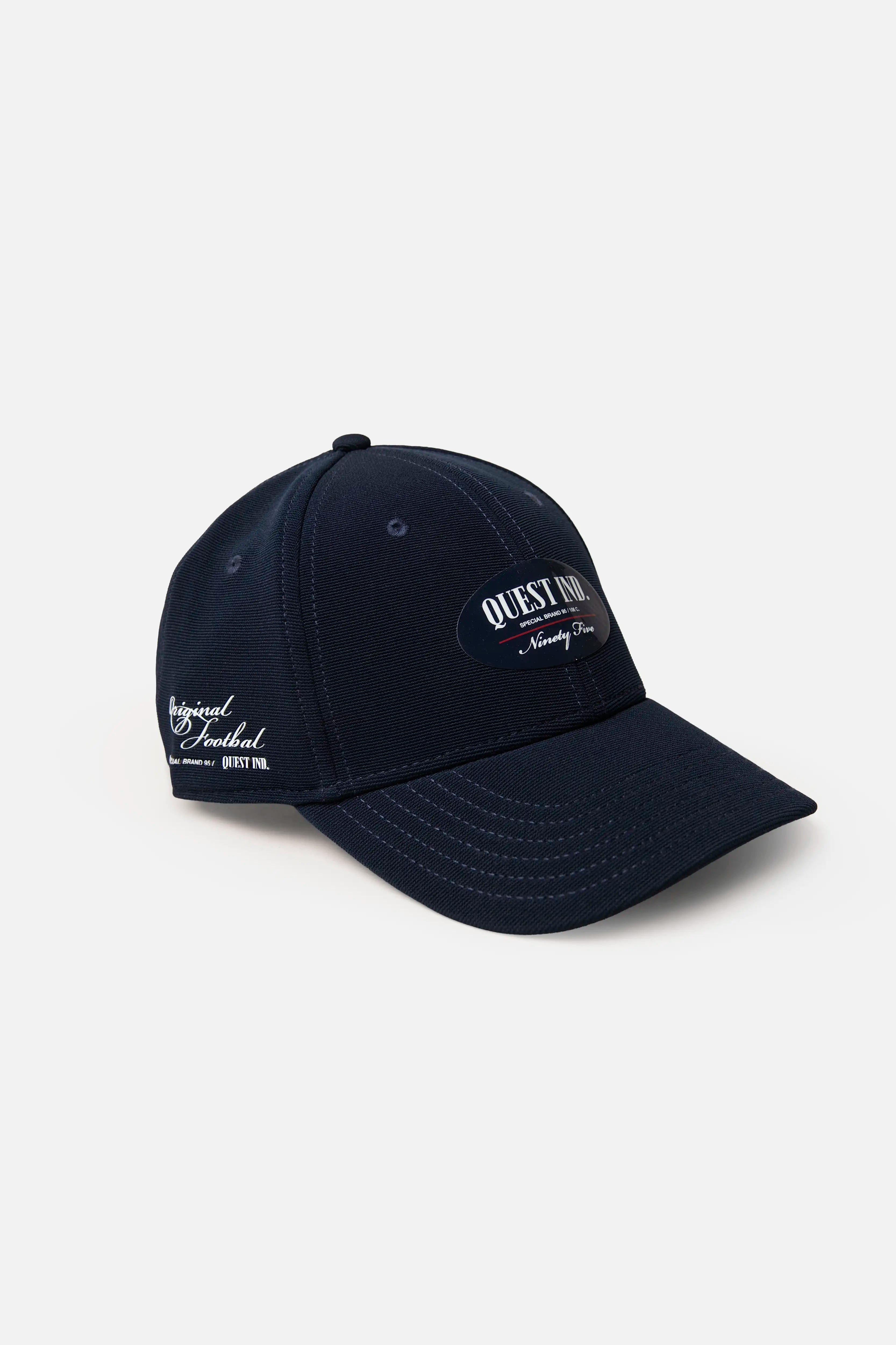 GORRA BEISBOLERA COLOR AZUL OSCURO