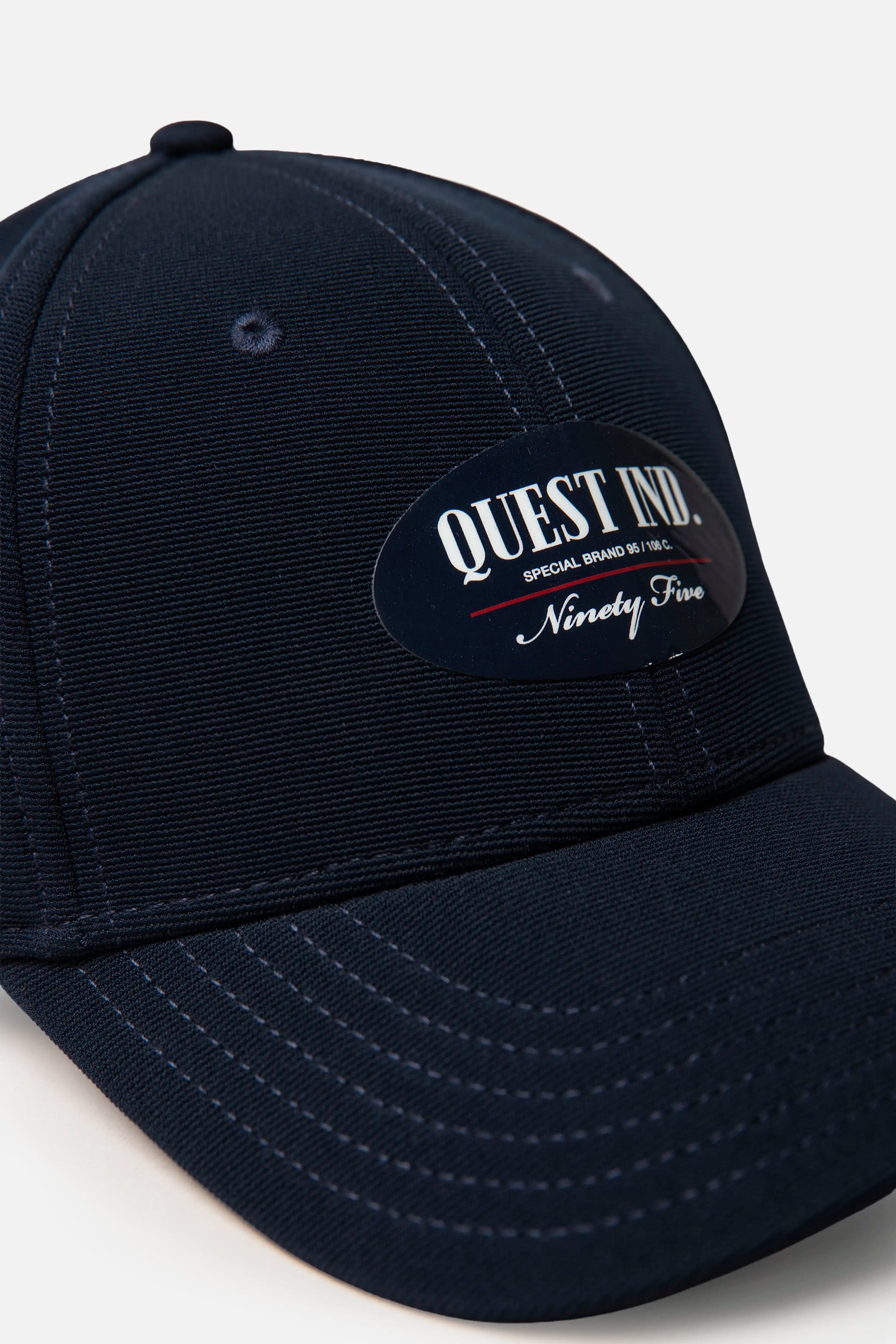 GORRA BEISBOLERA COLOR AZUL OSCURO