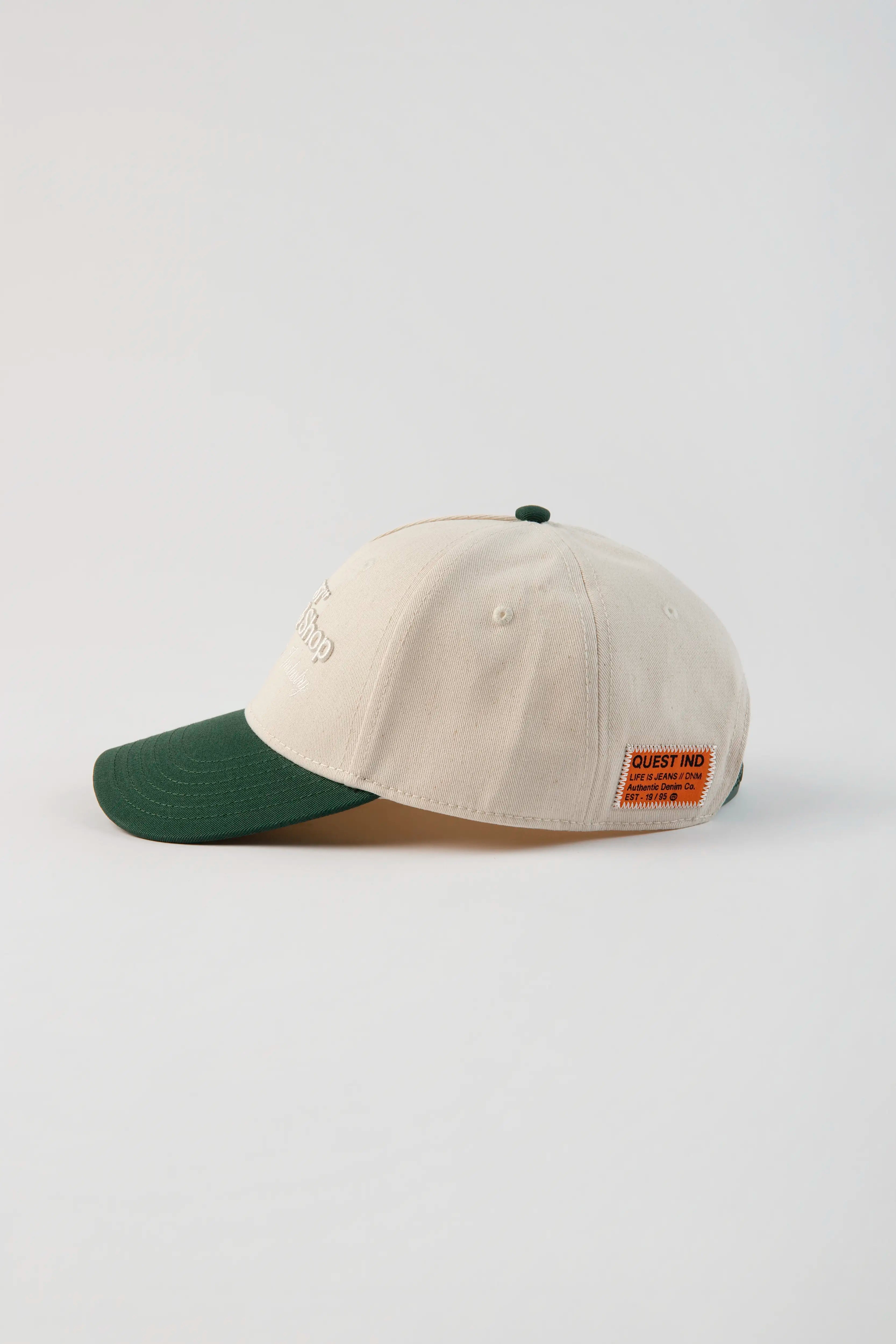 GORRA BEISBOLERA COLOR IVORY