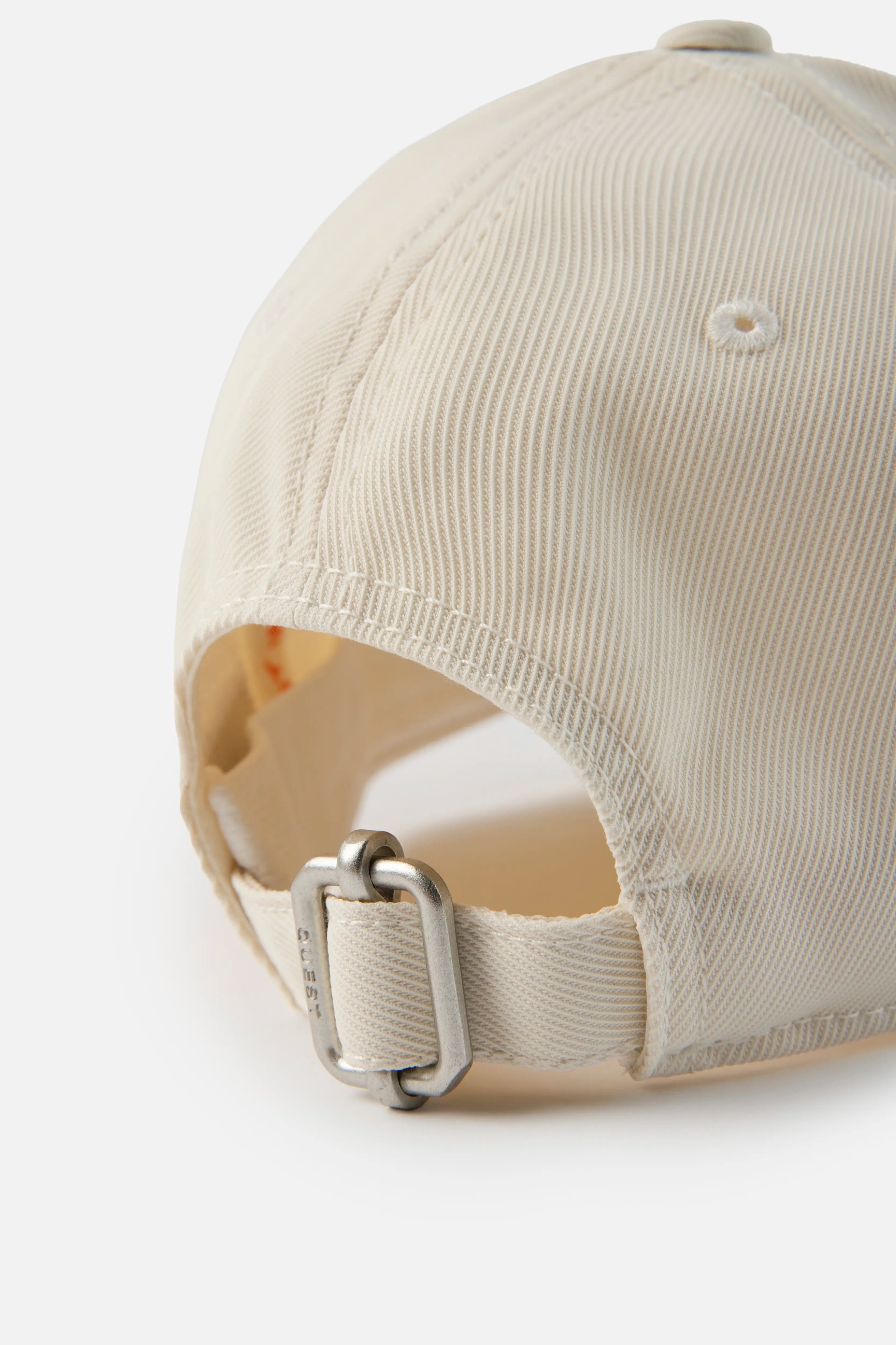 GORRA BEISBOLERA COLOR IVORY
